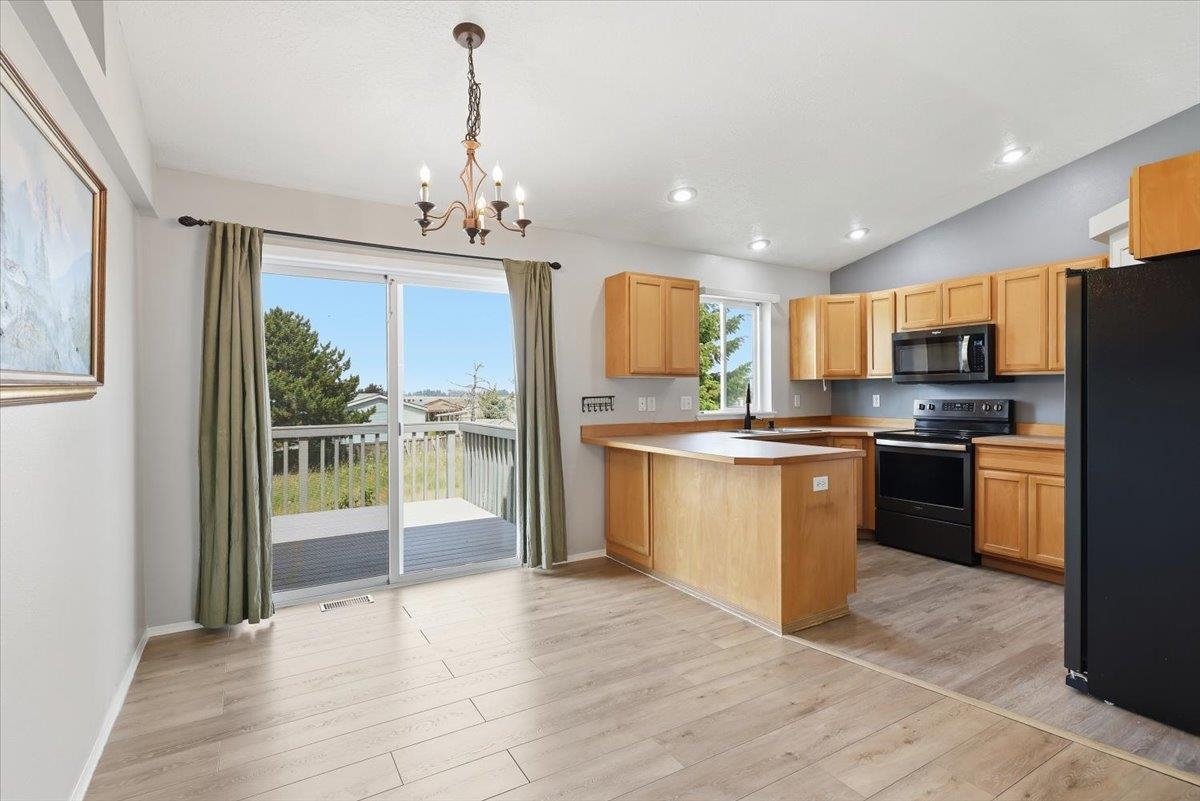 7724 S Blackberry St - Photo 7