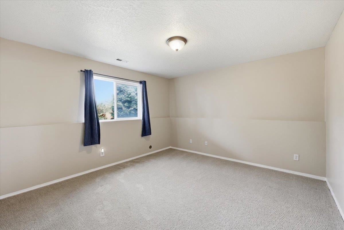 7724 S Blackberry St - Photo 14