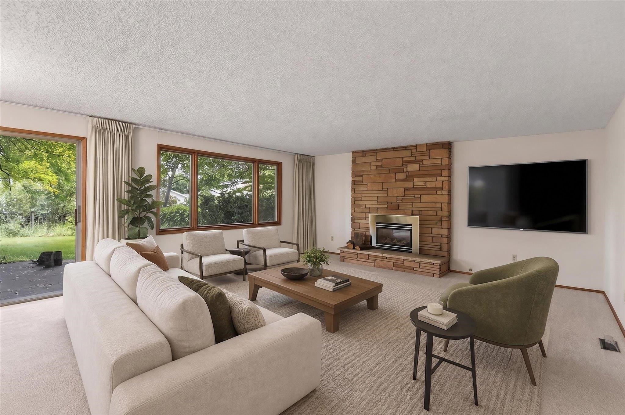 204 W 33rd Ave - Photo 4