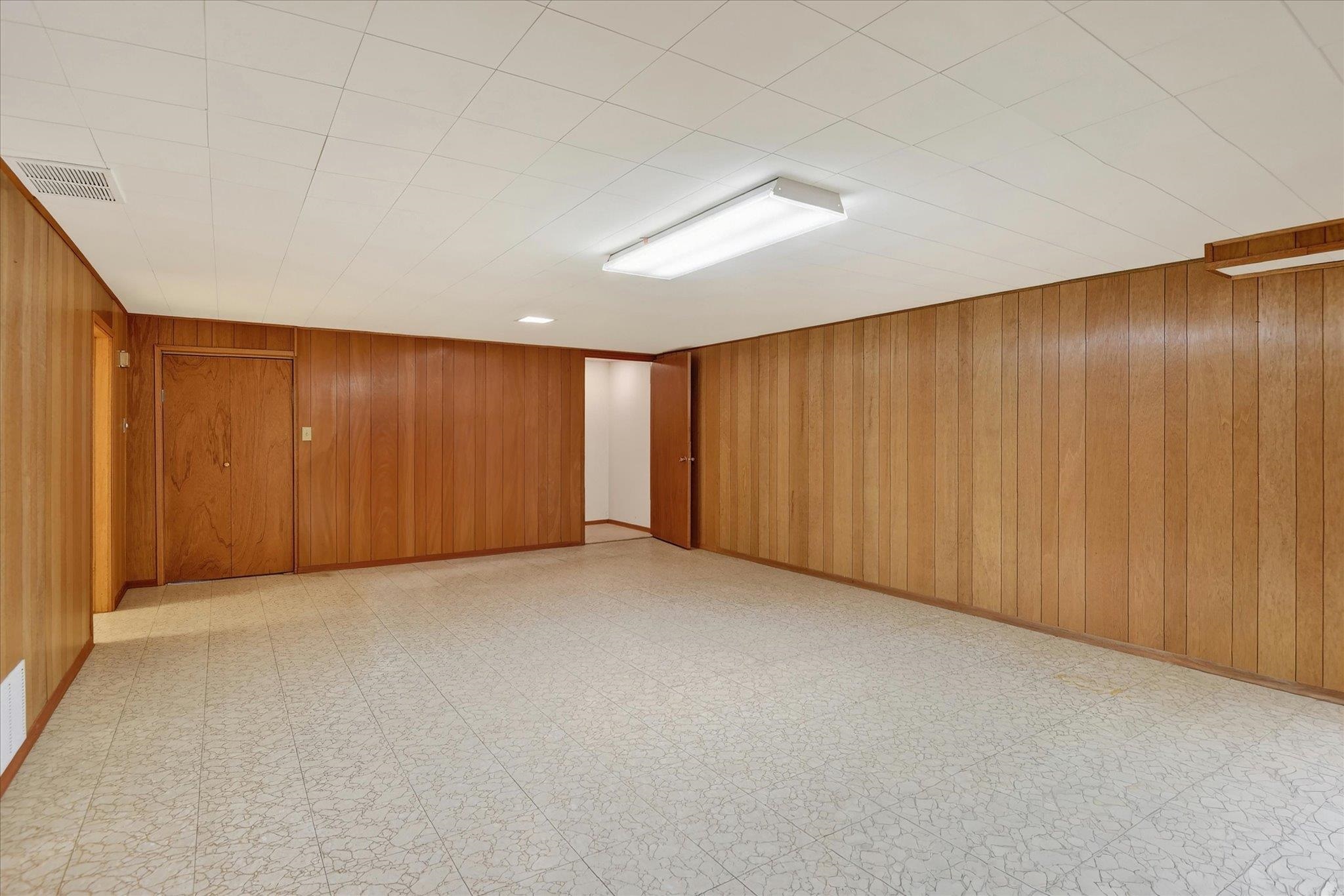 204 W 33rd Ave - Photo 20