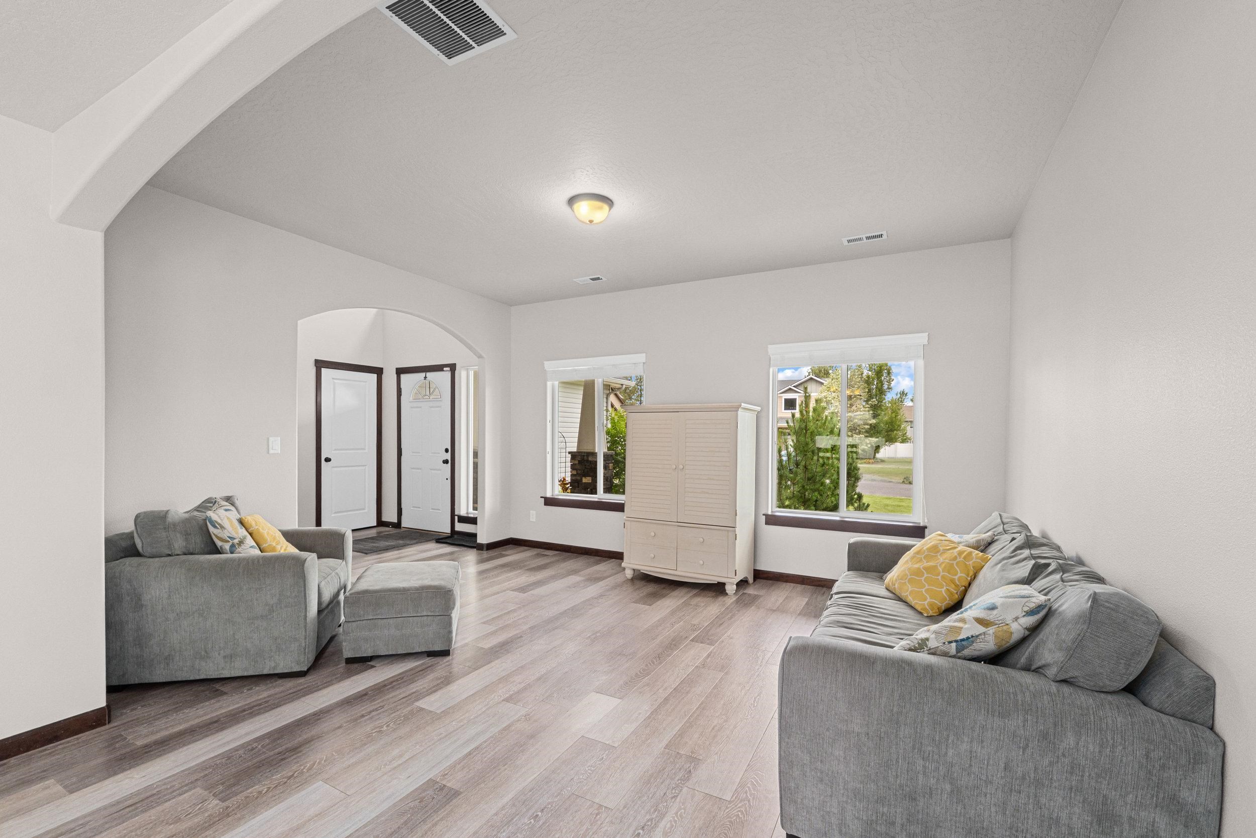 9421 W Ballesteros Ct - Photo 12