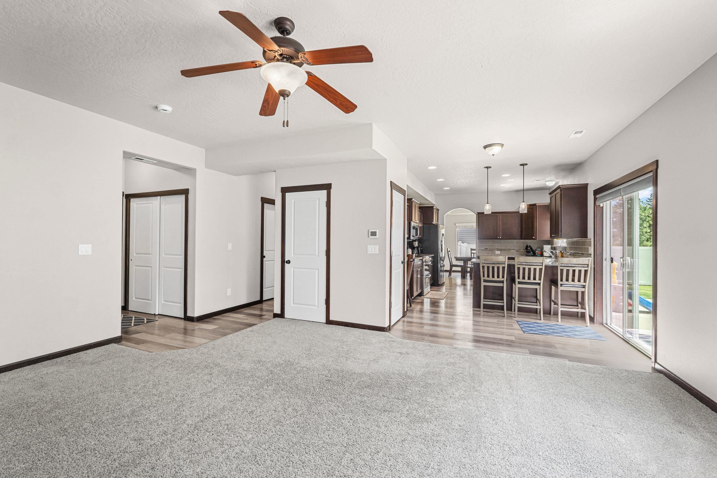 9421 W Ballesteros Ct - Photo 19
