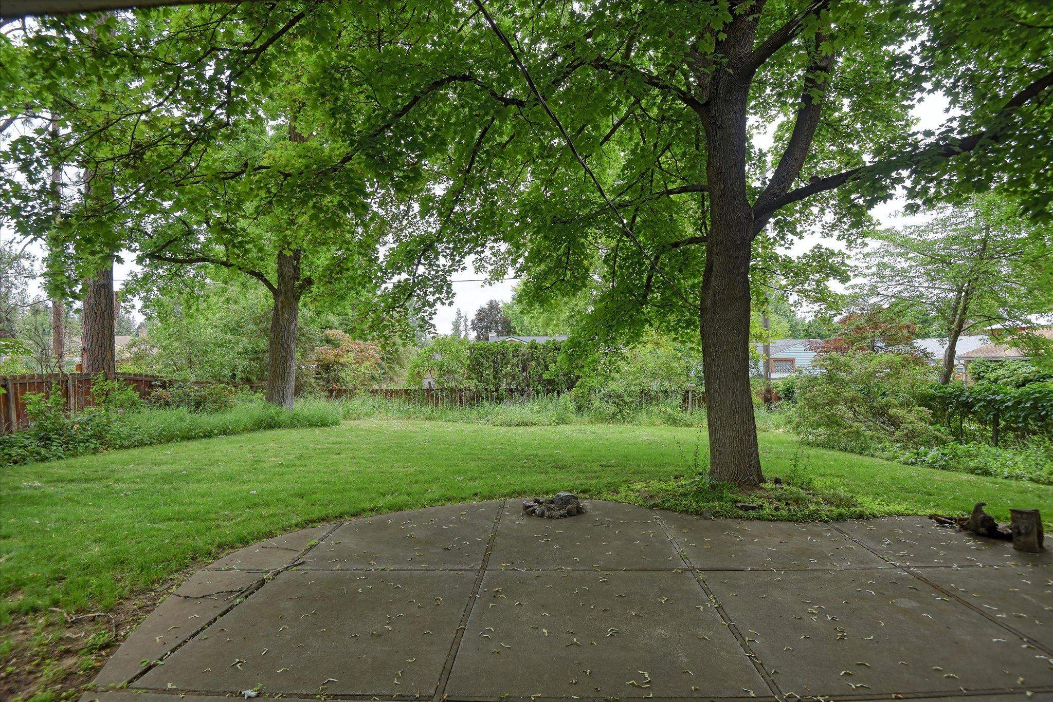 204 W 33rd Ave - Photo 35