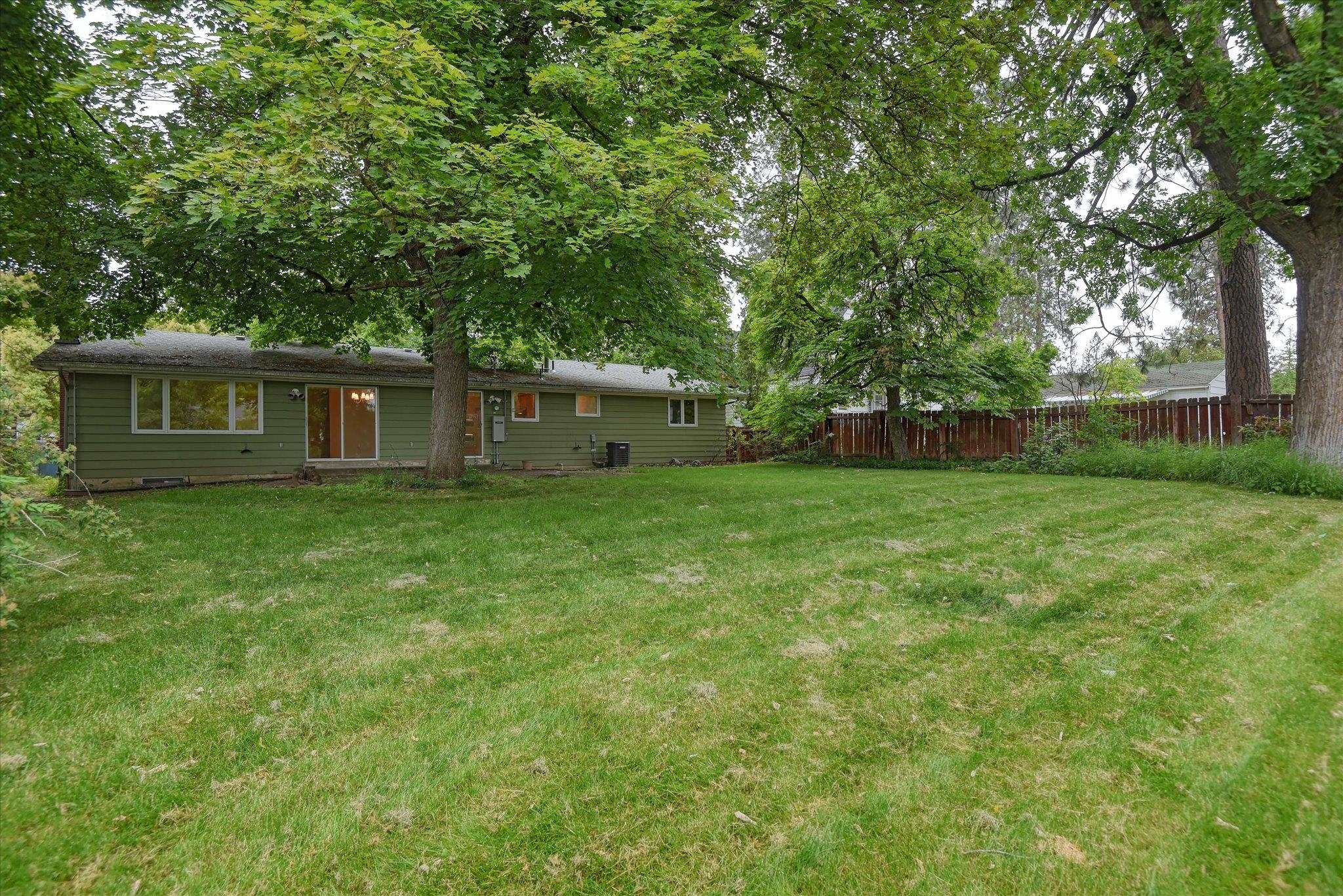 204 W 33rd Ave - Photo 37