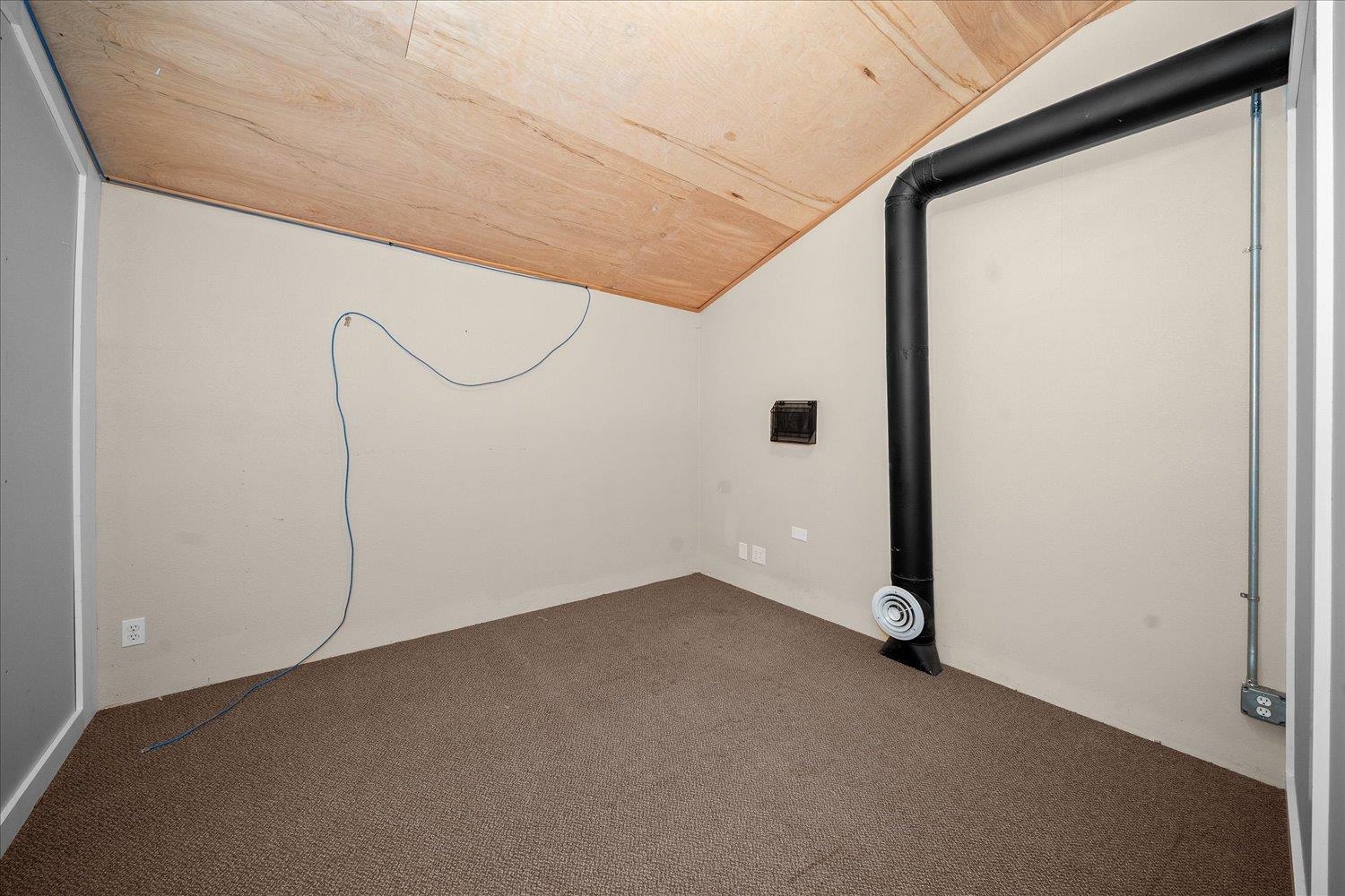17622 E Cowley Ave - Photo 28