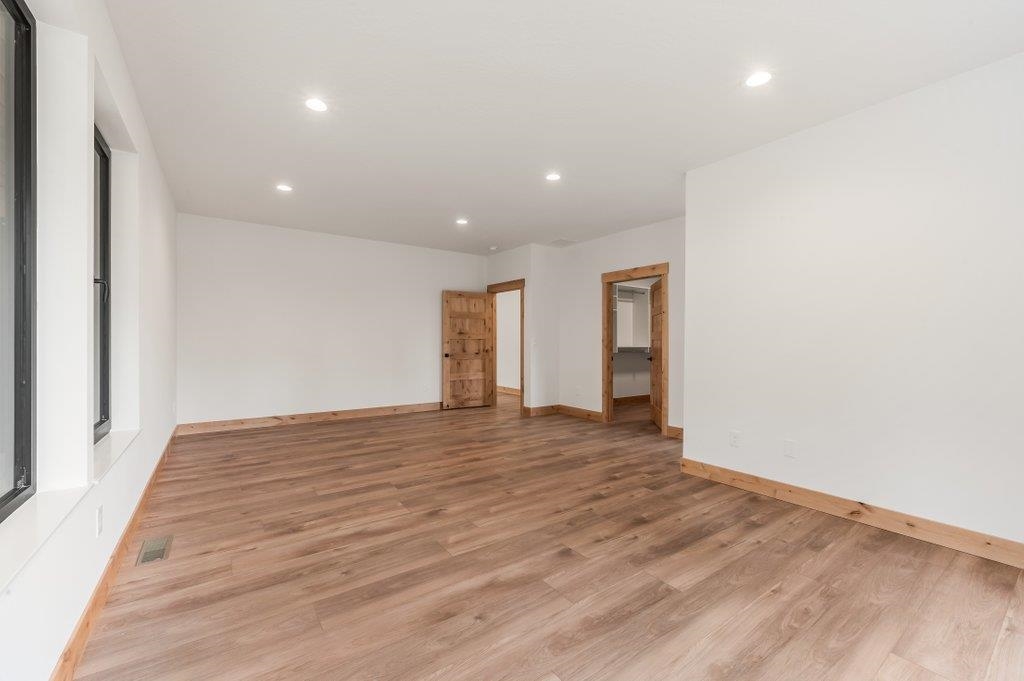 1015 W Montgomery Rd - Photo 33