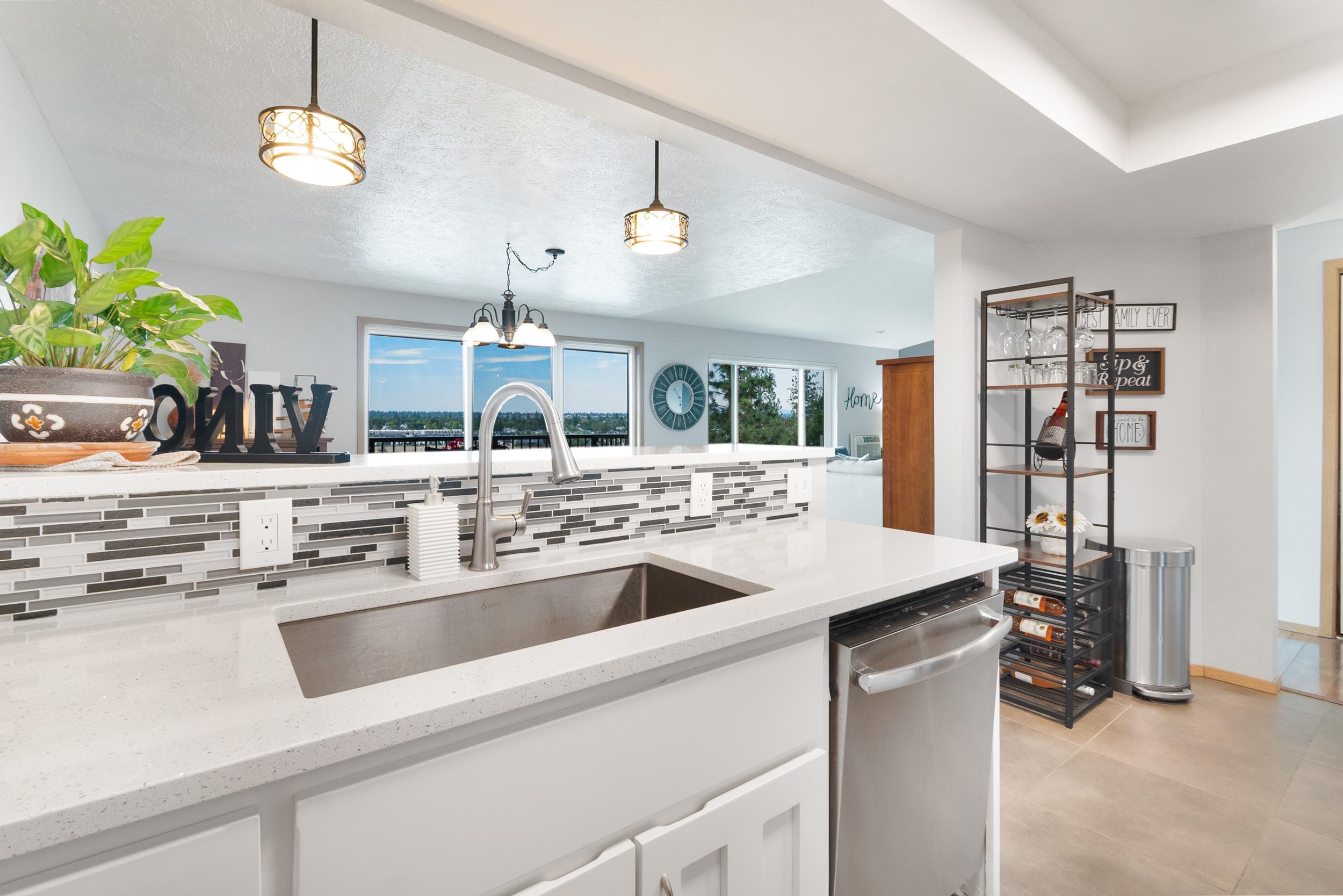 174 S Coeur d'Alene St - Photo 9