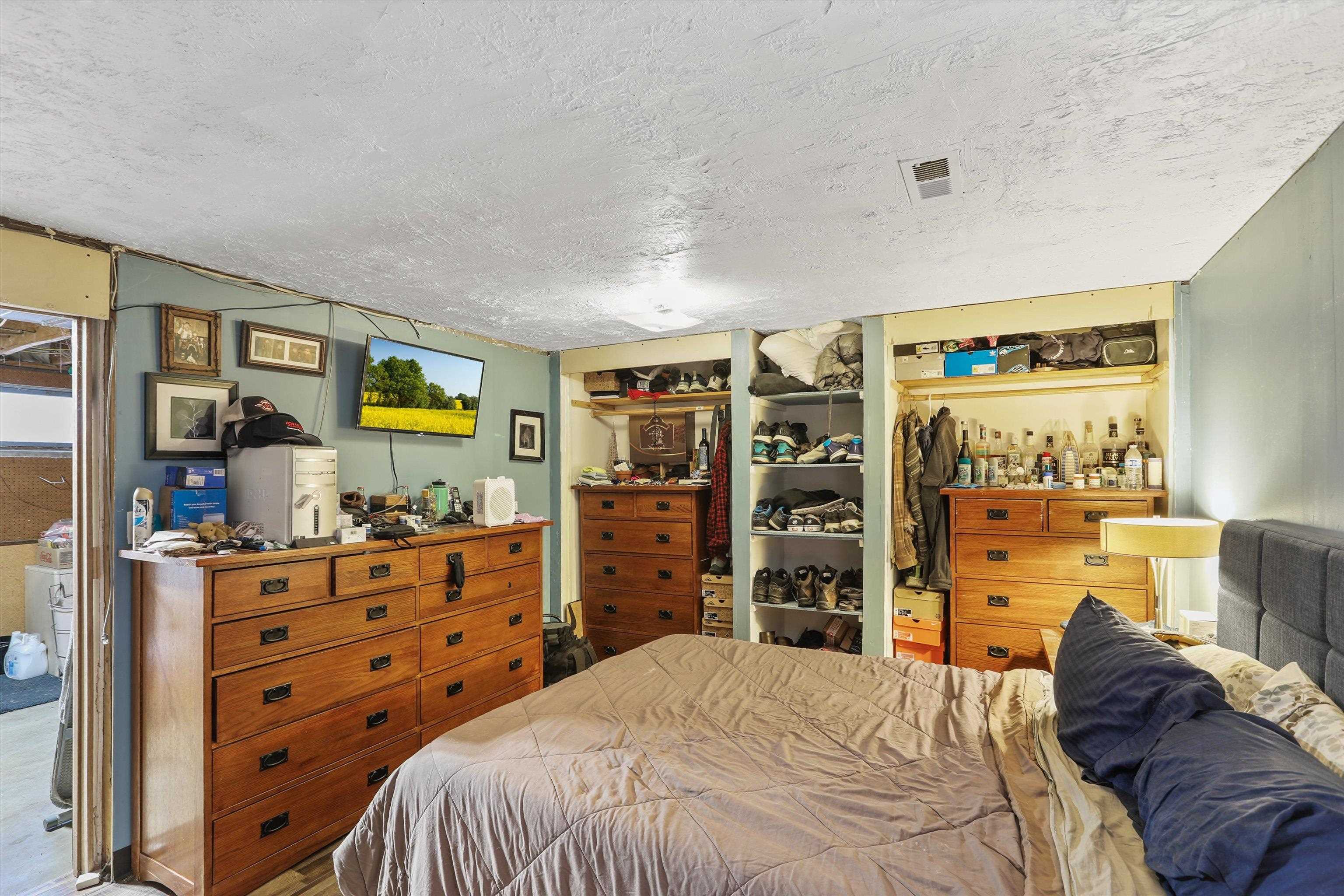 10505 E 10th Ave - Photo 16