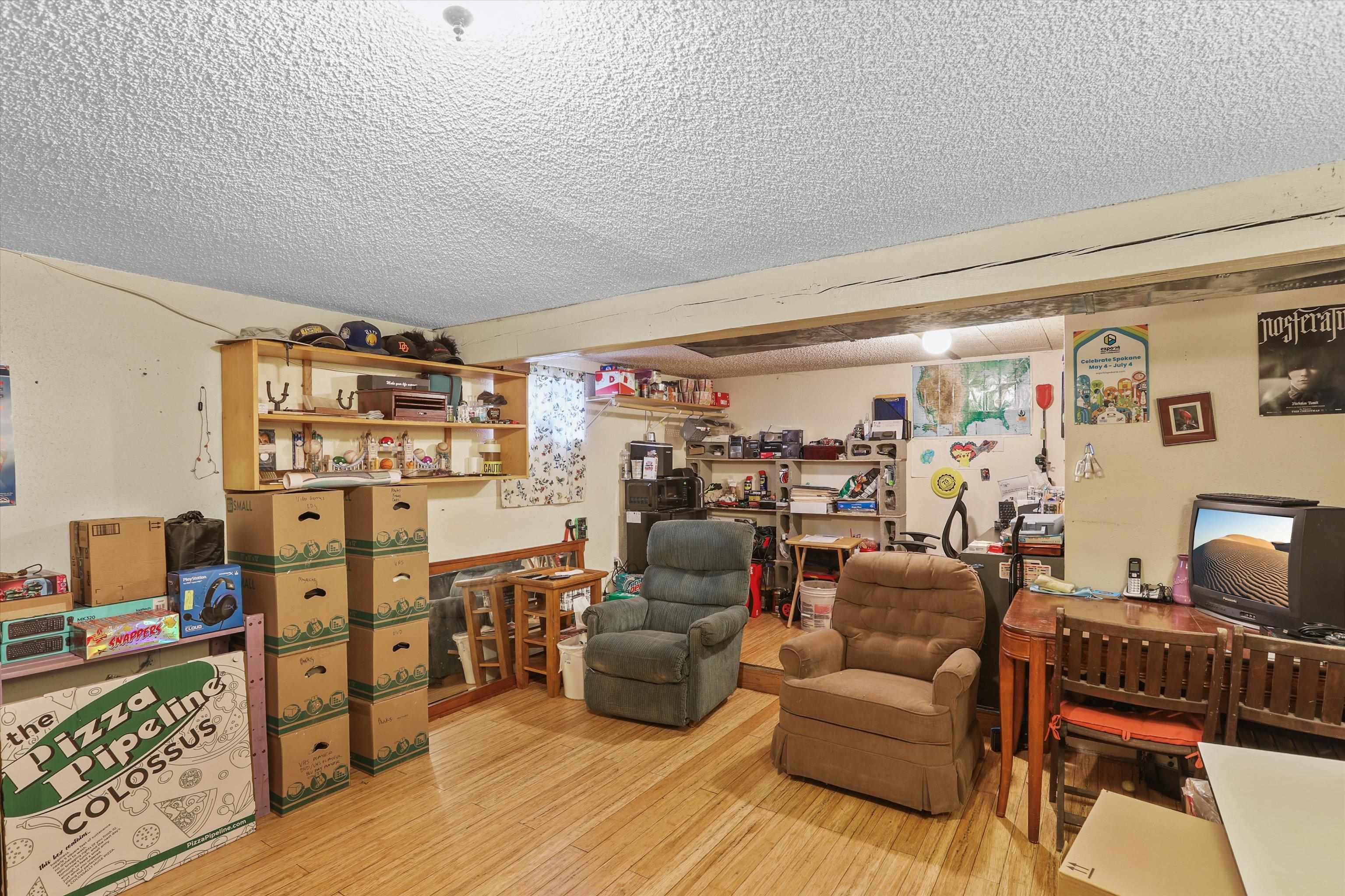 10505 E 10th Ave - Photo 18