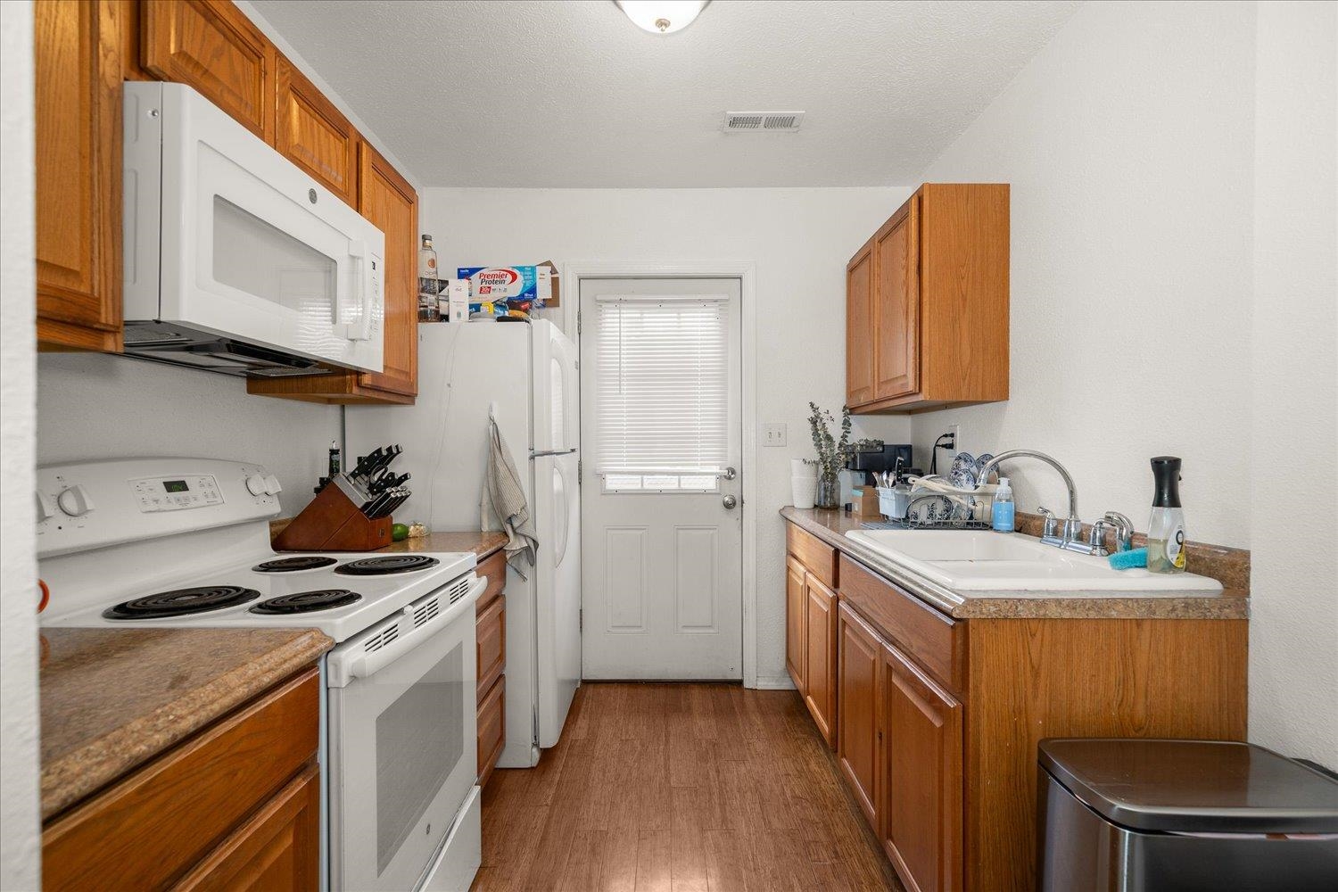 864 S Sherman St - Photo 8
