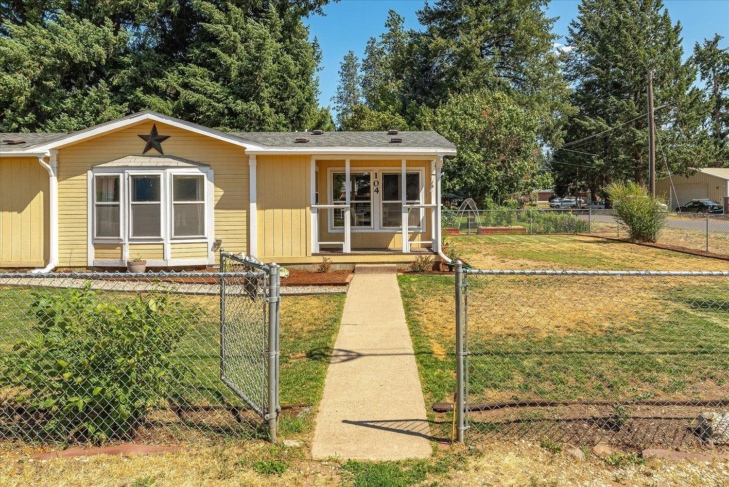 104 N Stevens Ave - Photo 4