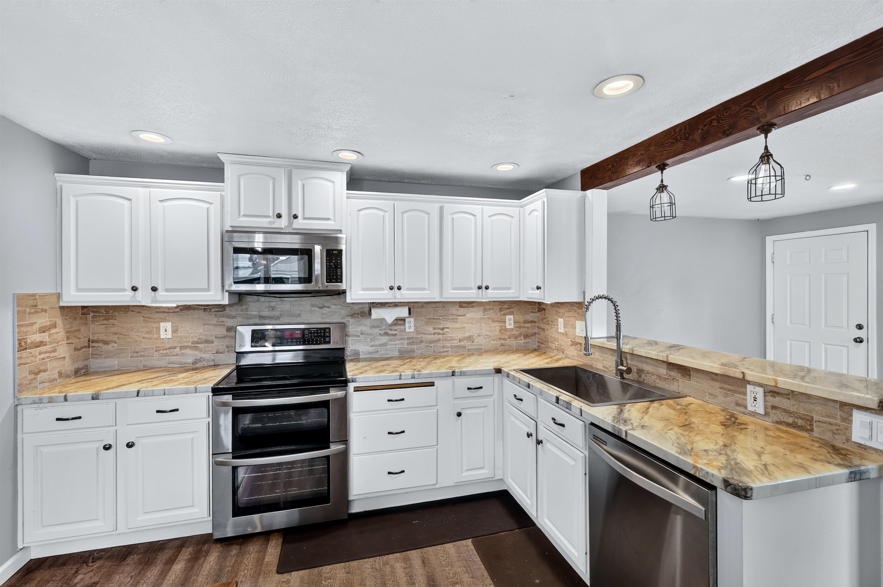 5603 N Lindeke St - Photo 10