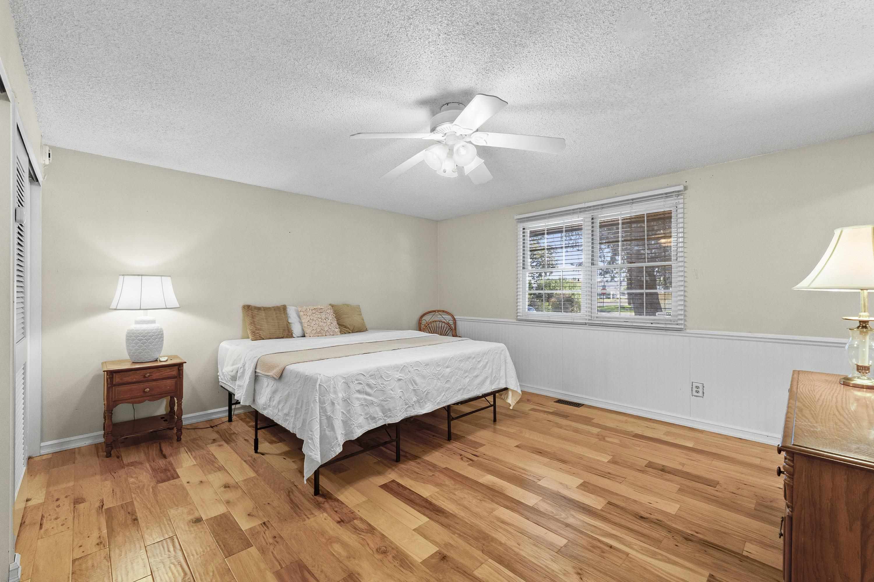 912 W Bellwood Dr - Photo 21