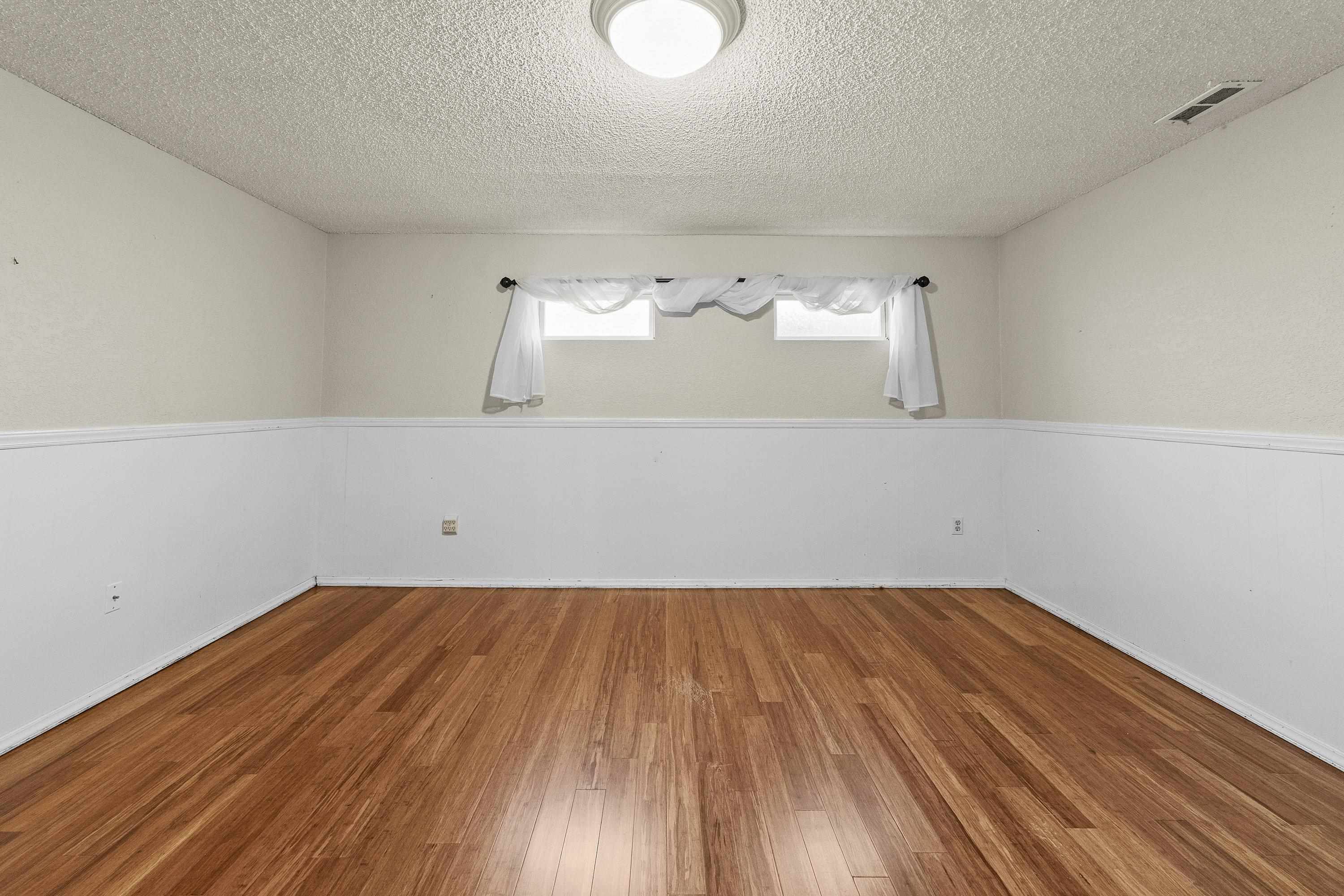 912 W Bellwood Dr - Photo 32