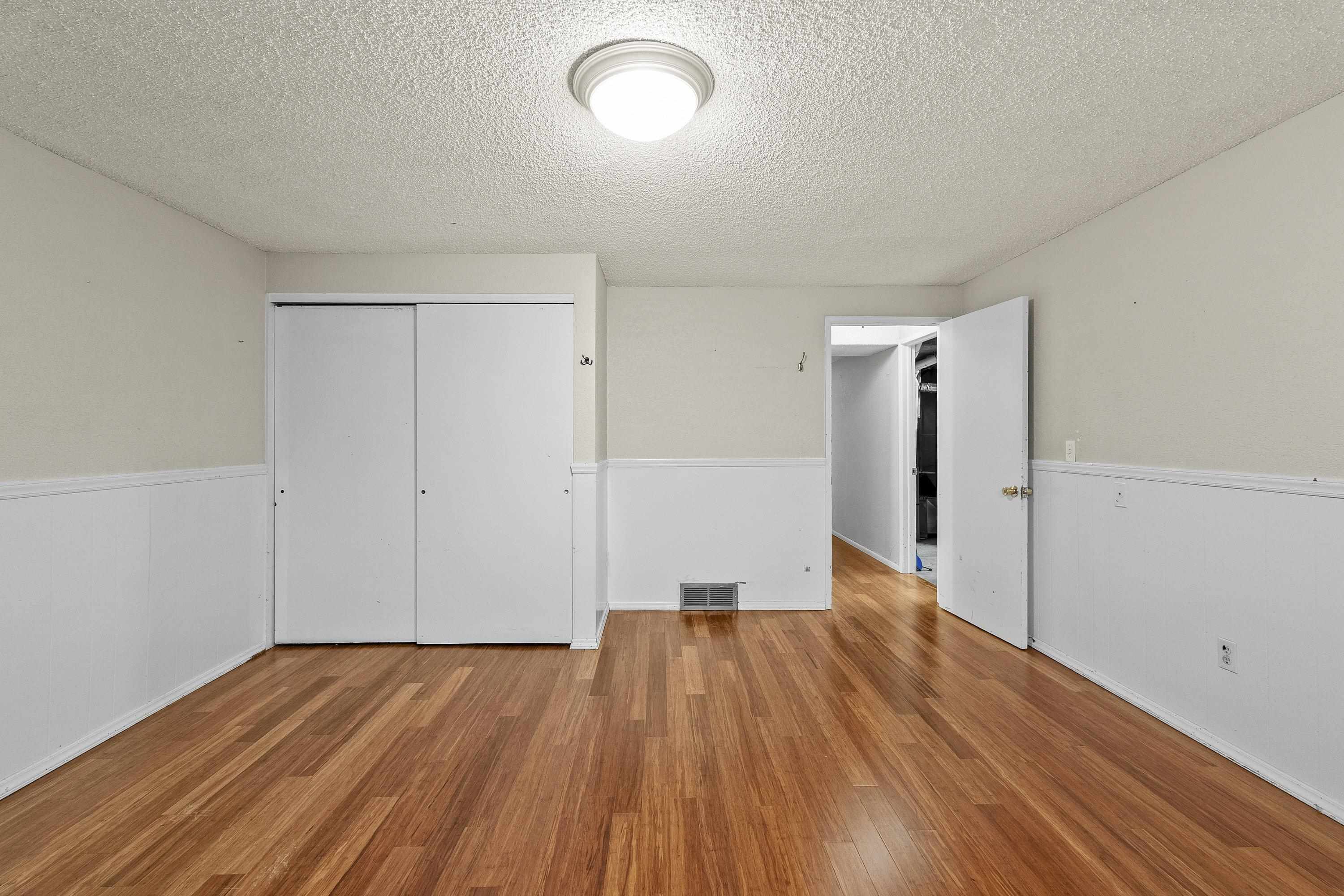 912 W Bellwood Dr - Photo 33