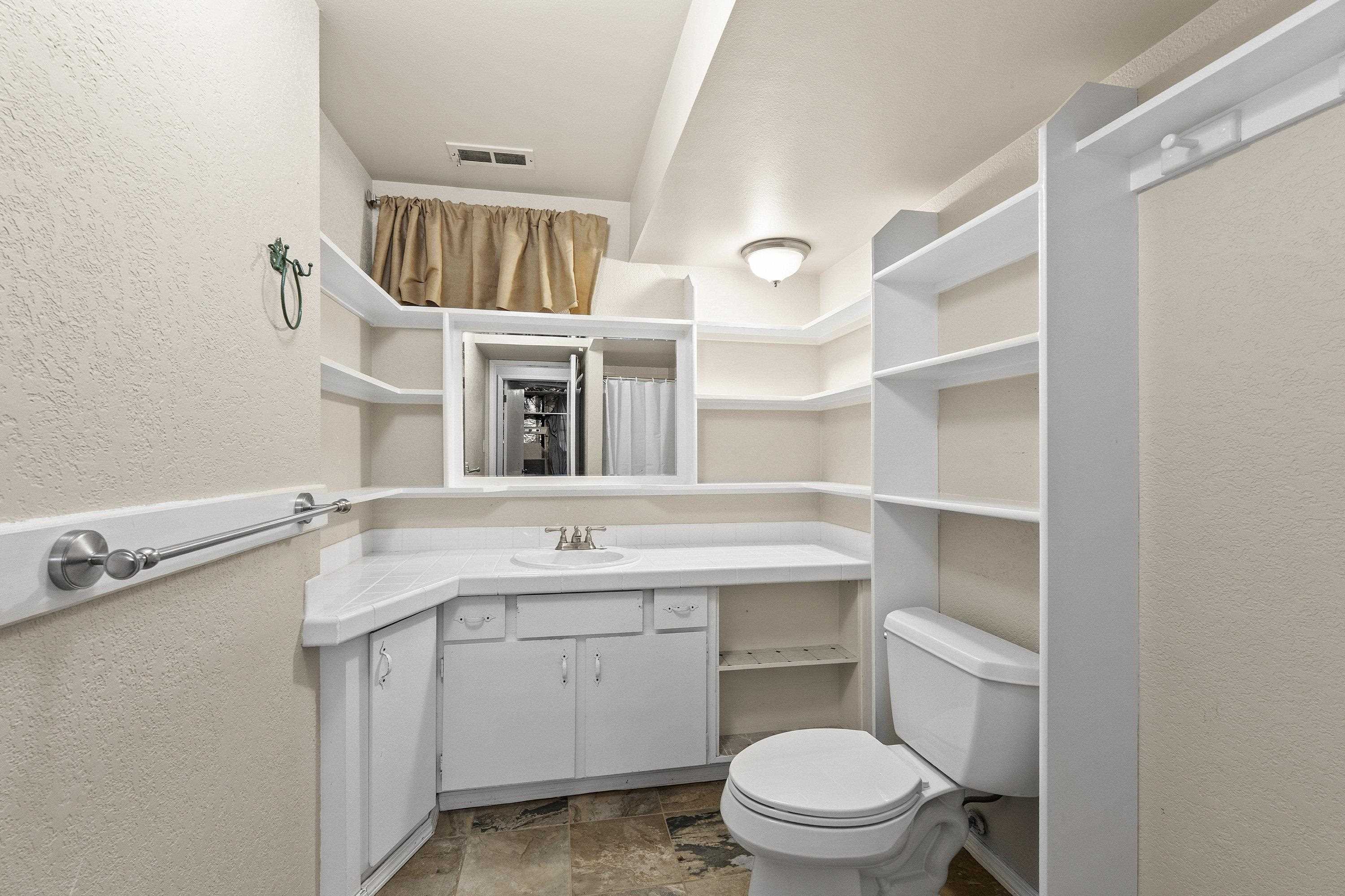 912 W Bellwood Dr - Photo 34