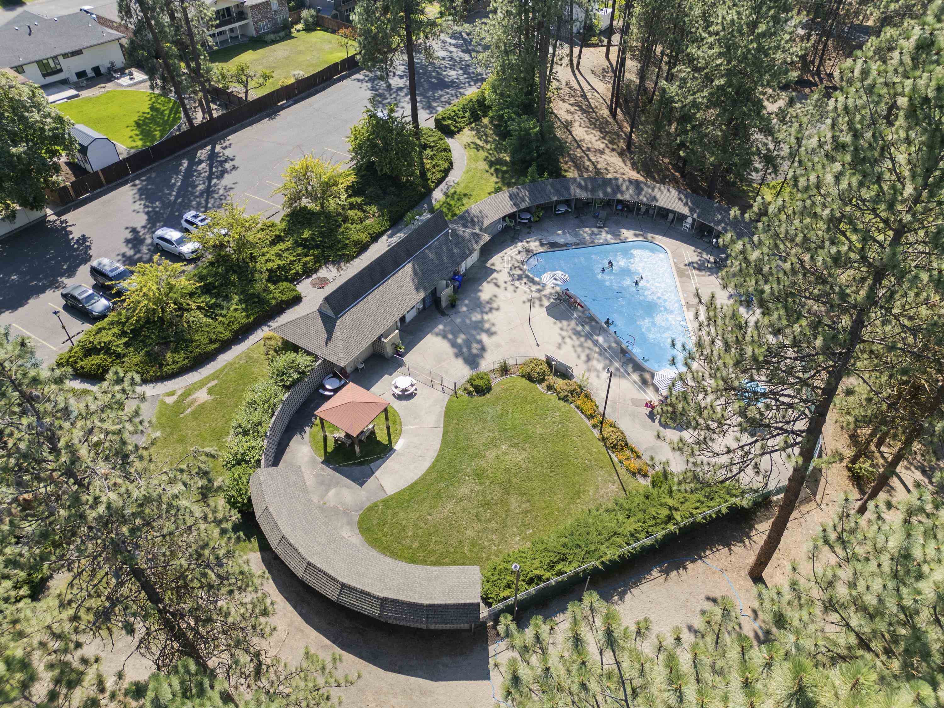 912 W Bellwood Dr - Photo 42