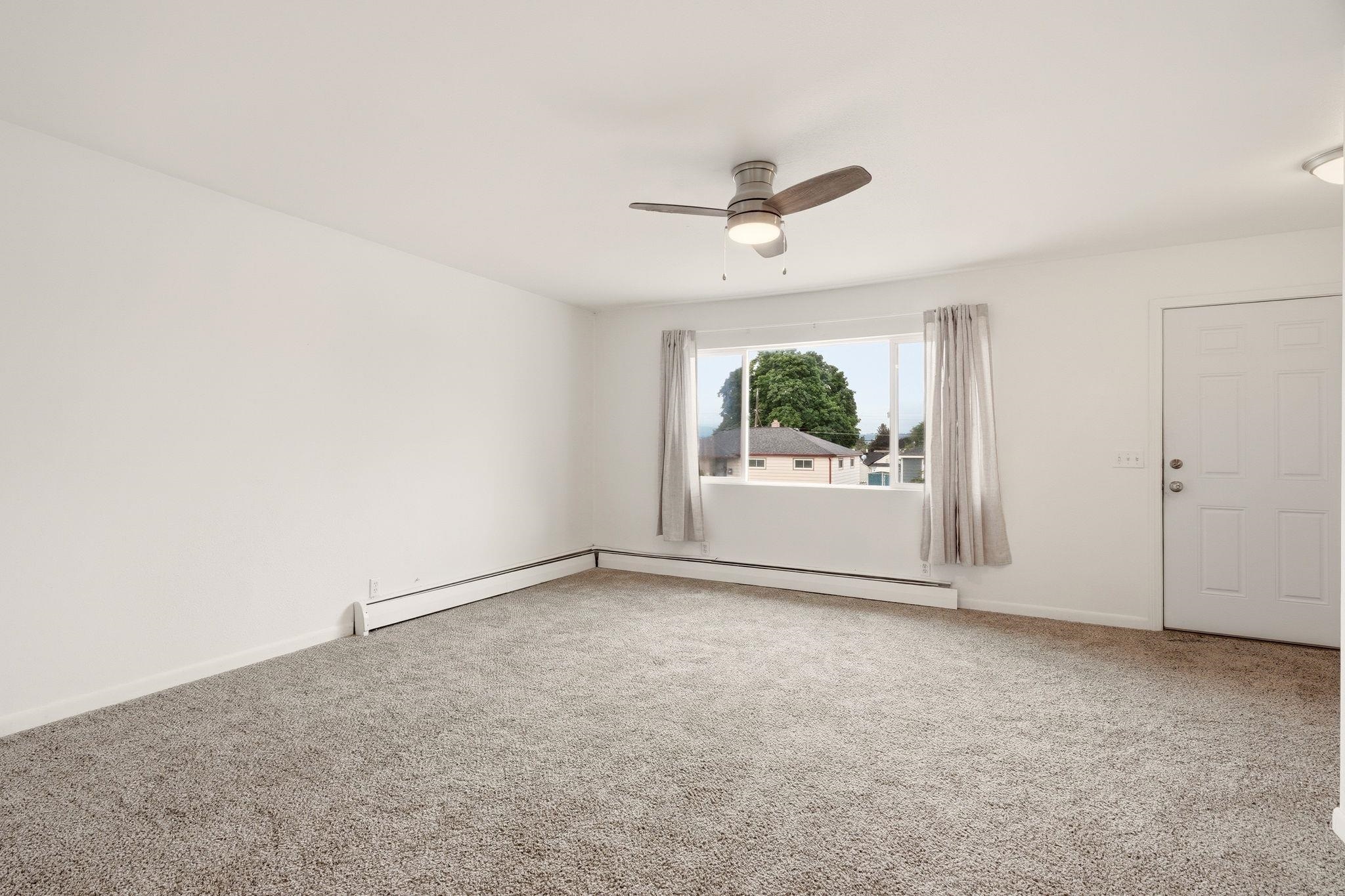 1207 E Kiernan Ave - Photo 7