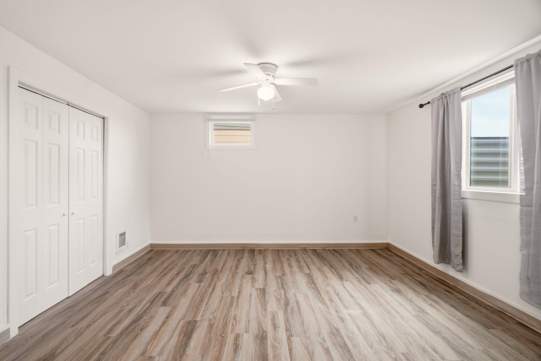 1207 E Kiernan Ave - Photo 26