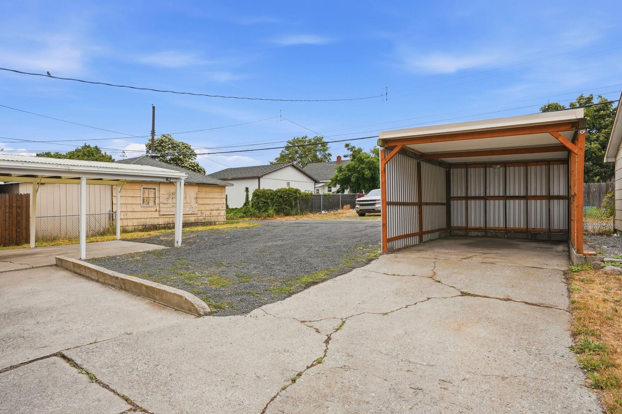 1207 E Kiernan Ave - Photo 31