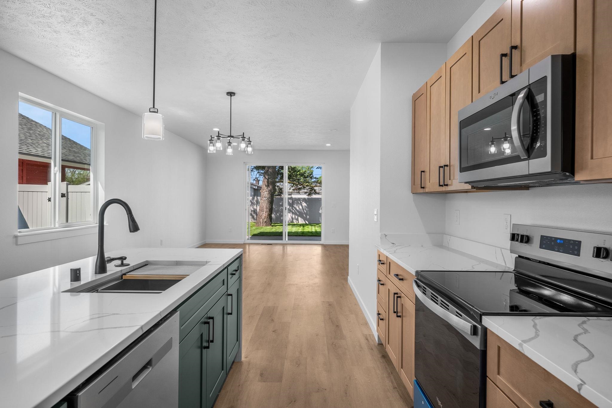 2111 N Sipple Rd - Photo 4