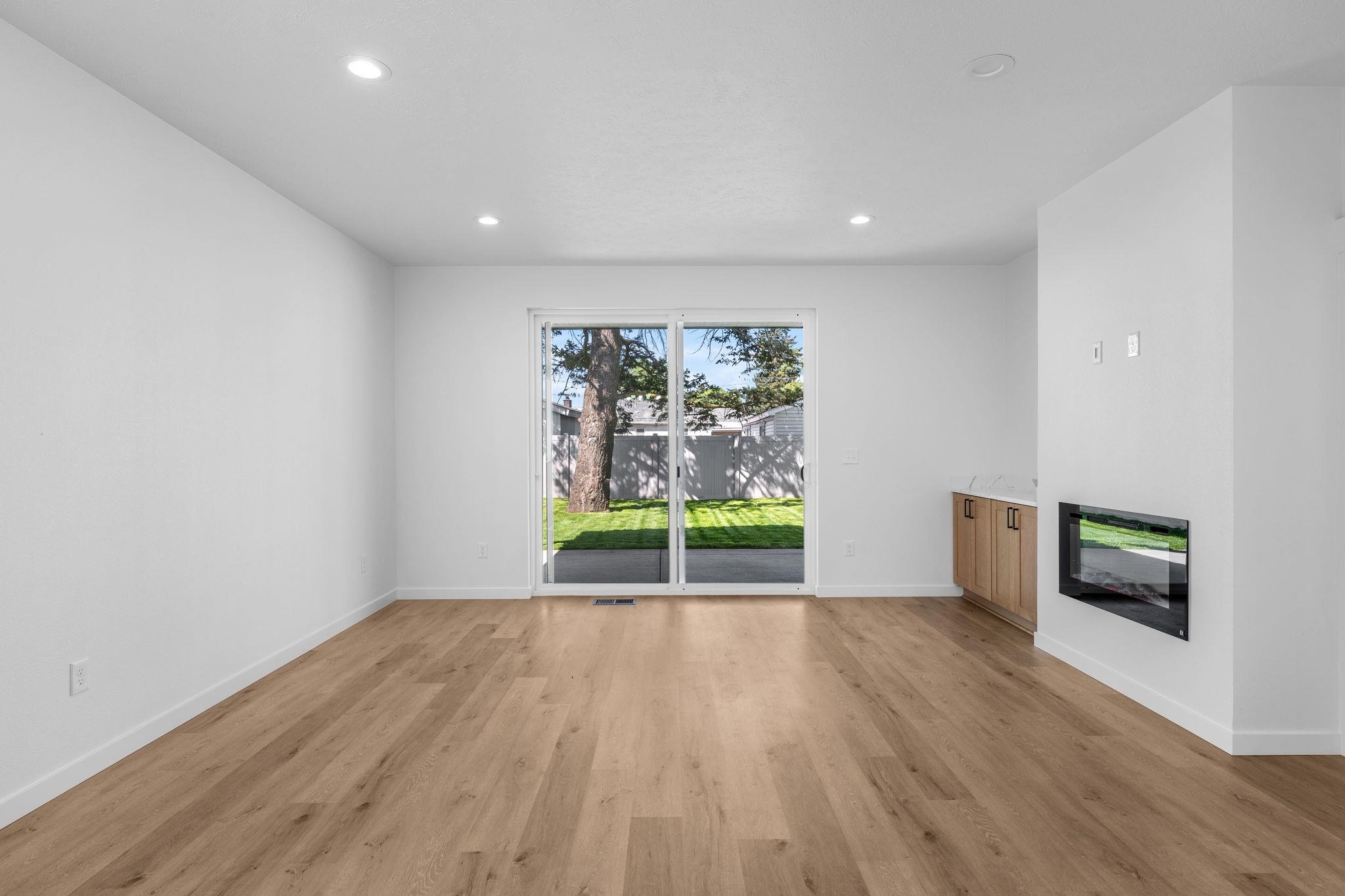 2111 N Sipple Rd - Photo 11