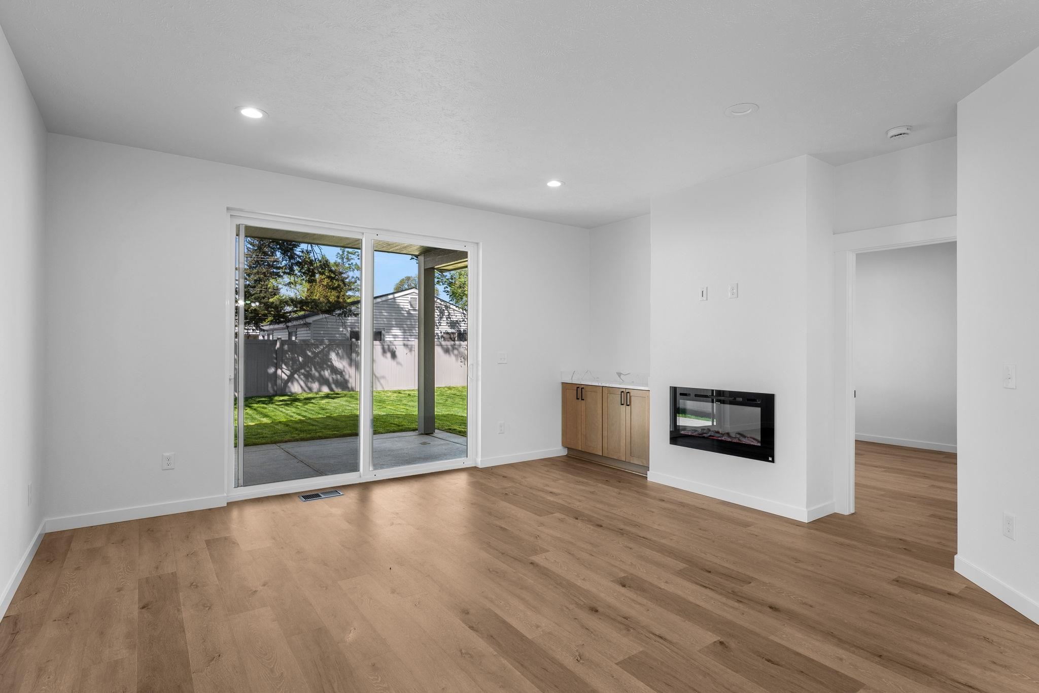 2111 N Sipple Rd - Photo 12