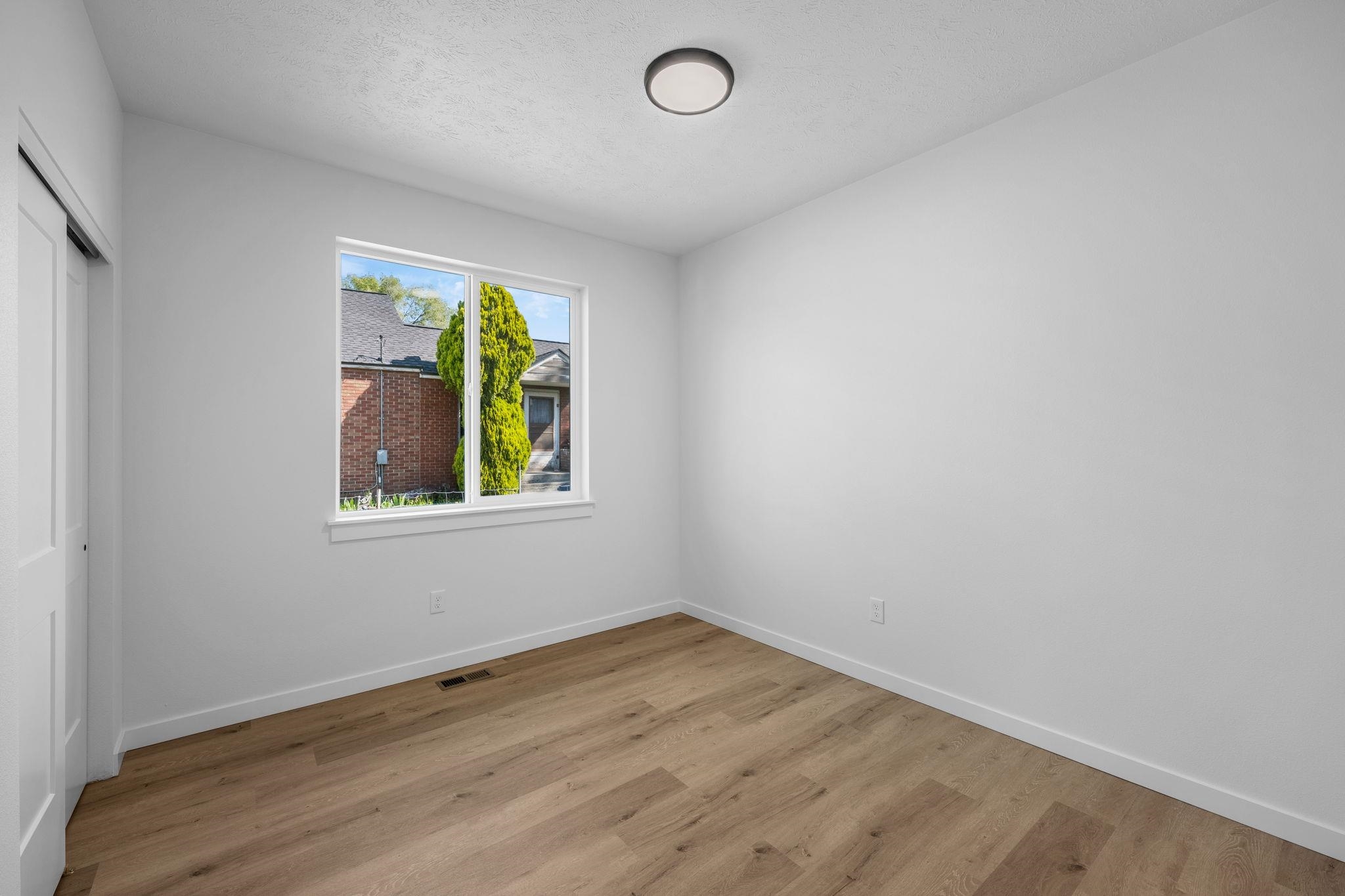 2111 N Sipple Rd - Photo 14