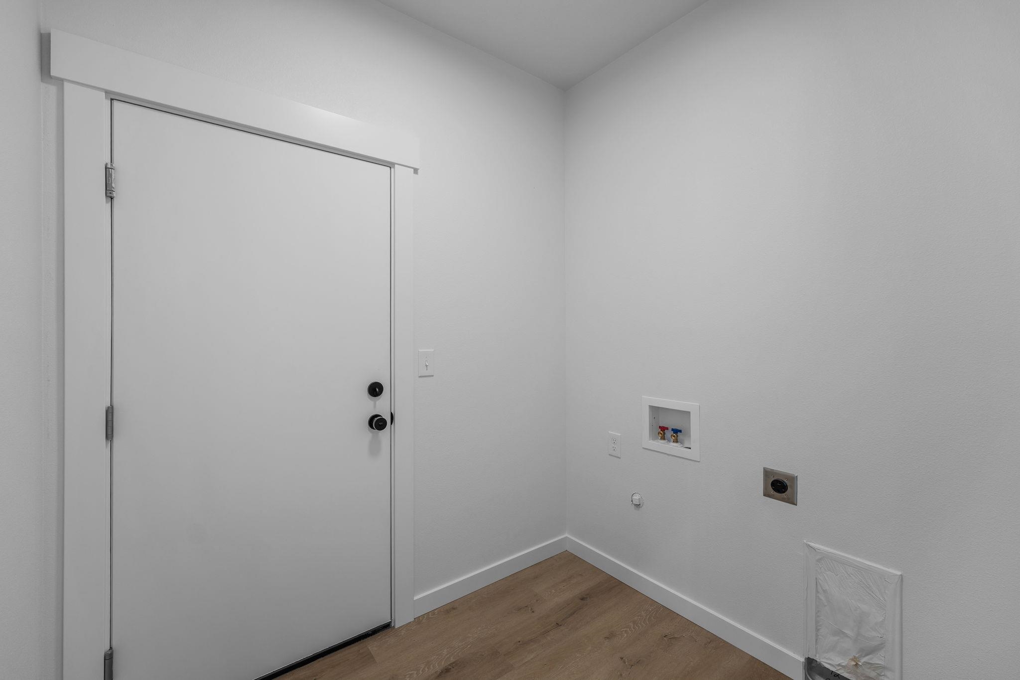 2111 N Sipple Rd - Photo 19