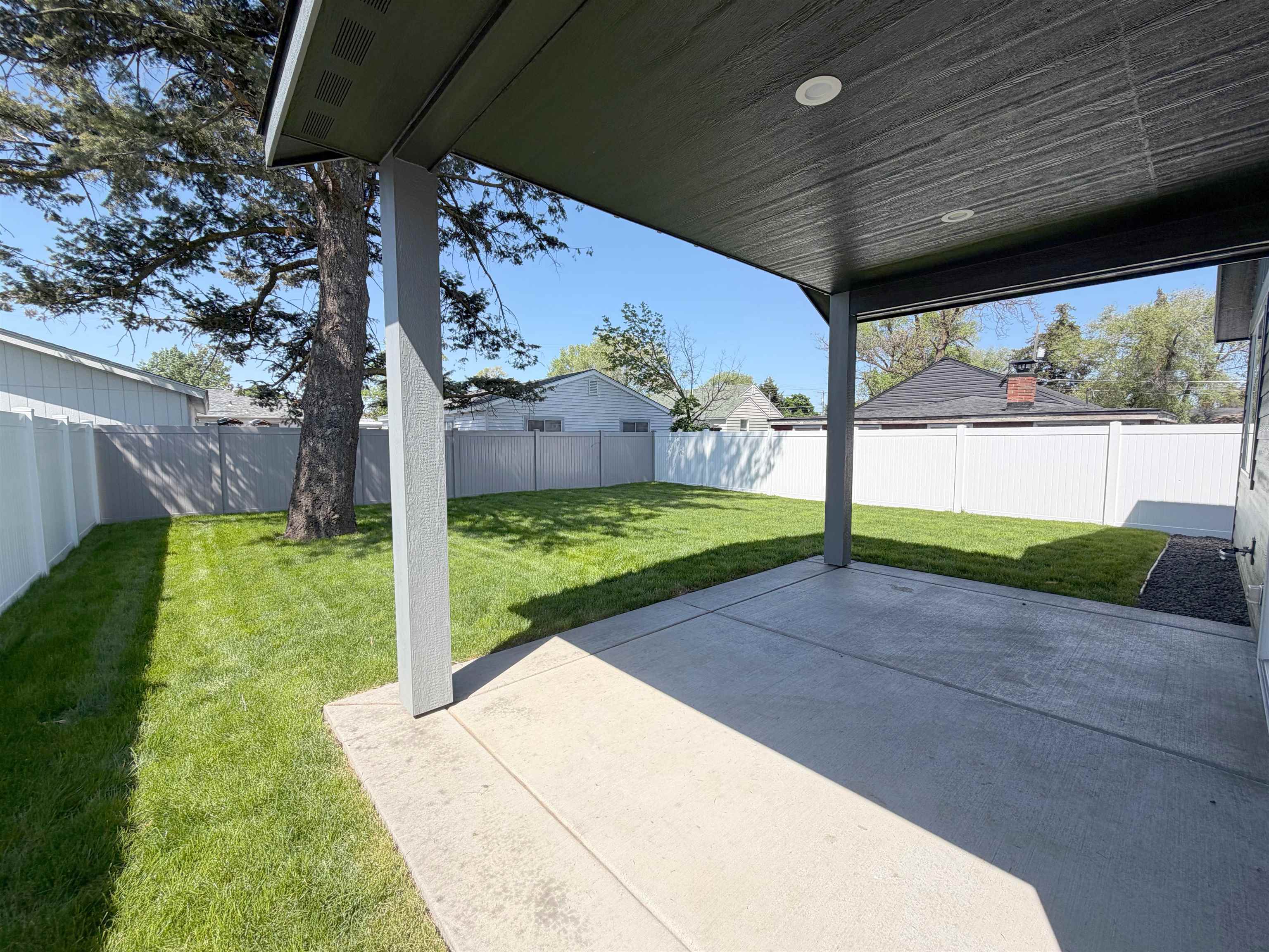 2111 N Sipple Rd - Photo 20
