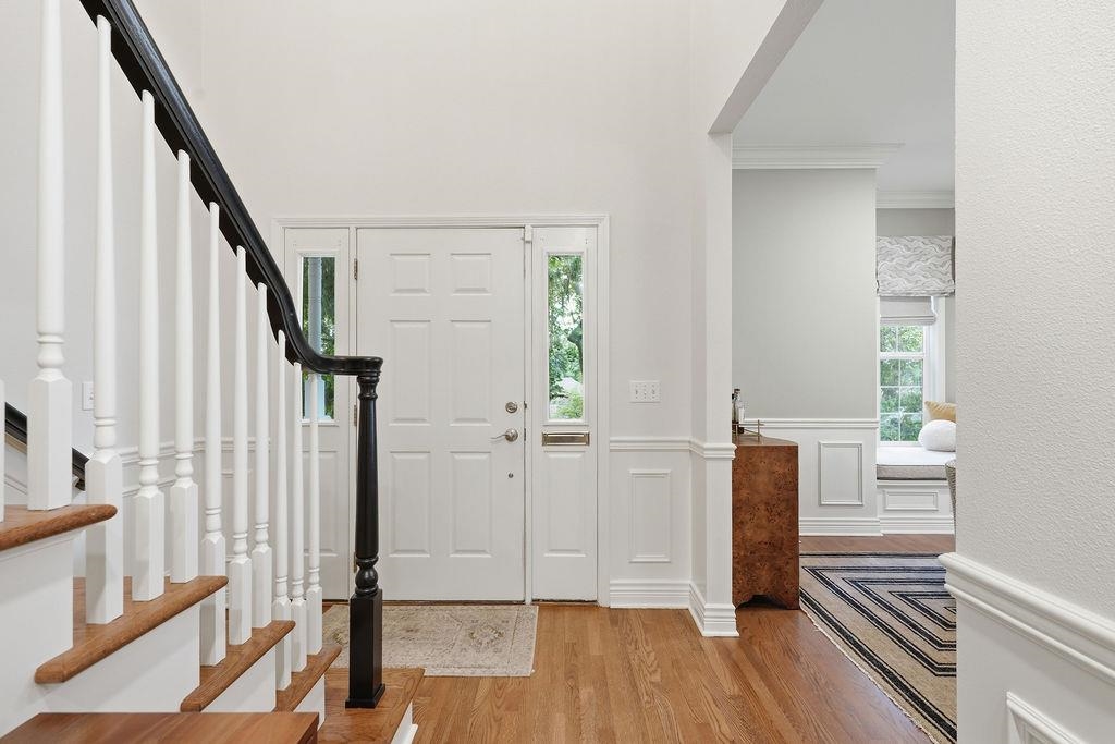 451 W 21st Ave - Photo 4