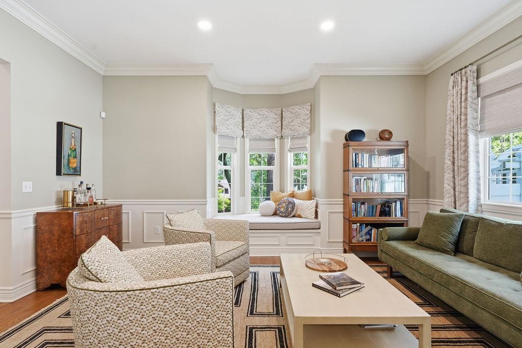 451 W 21st Ave - Photo 6