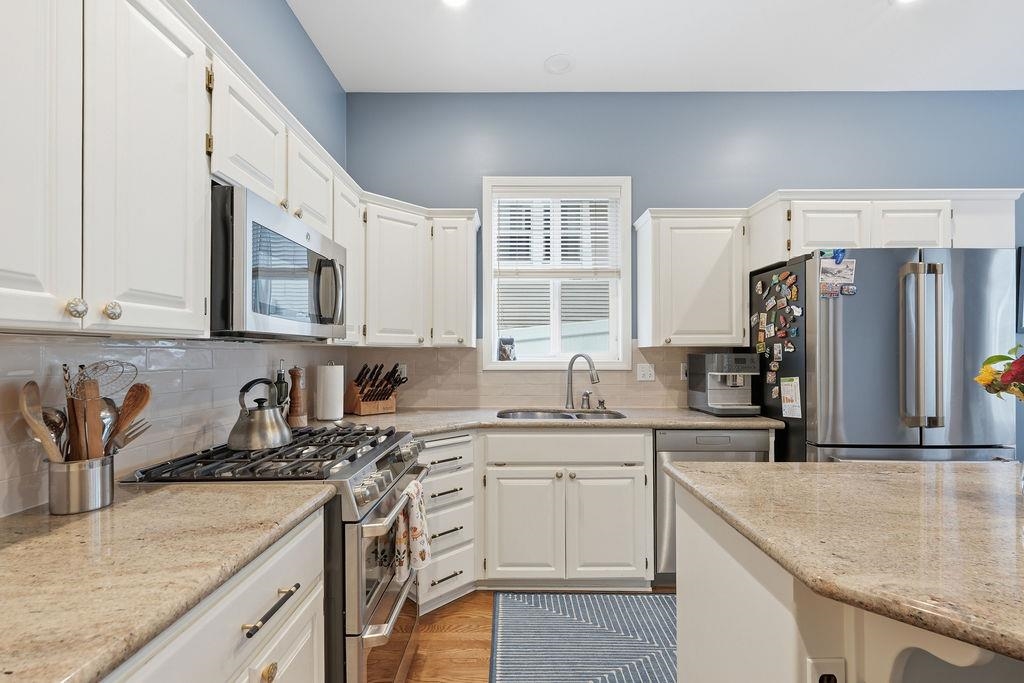 451 W 21st Ave - Photo 12