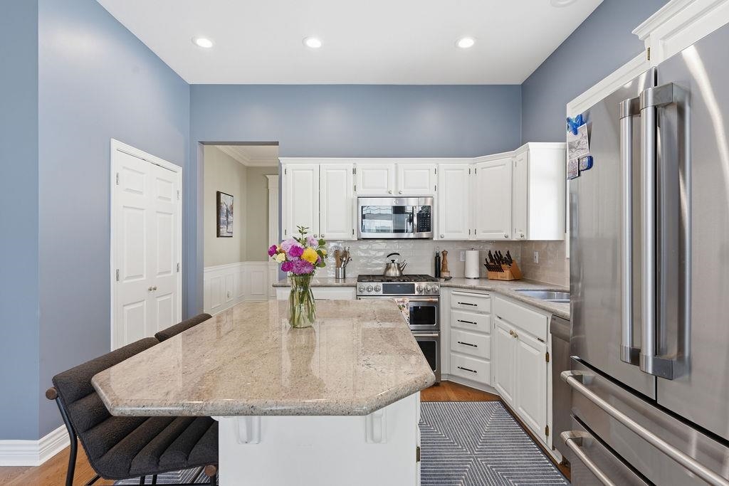 451 W 21st Ave - Photo 15