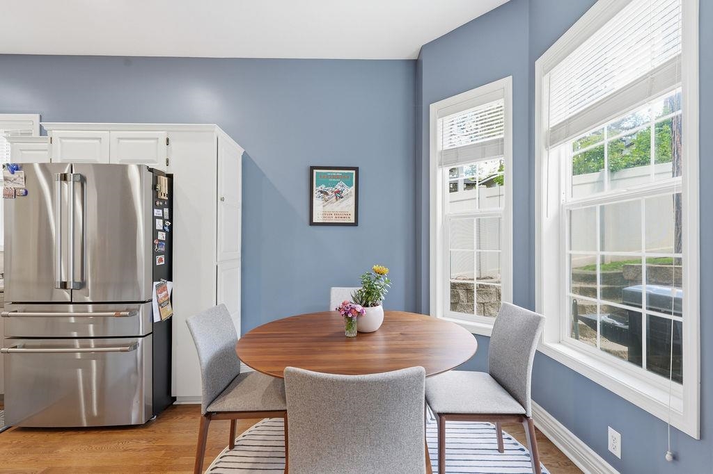451 W 21st Ave - Photo 18