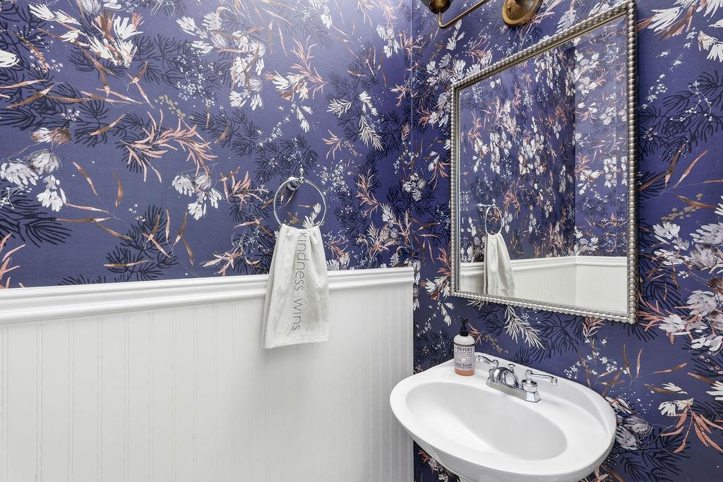 451 W 21st Ave - Photo 23