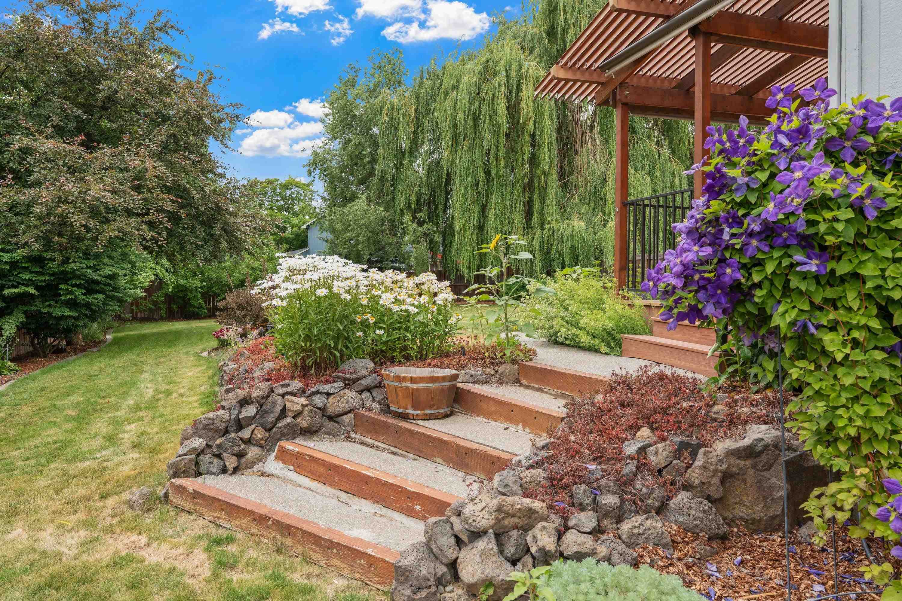 624 Golden Hills Dr - Photo 40