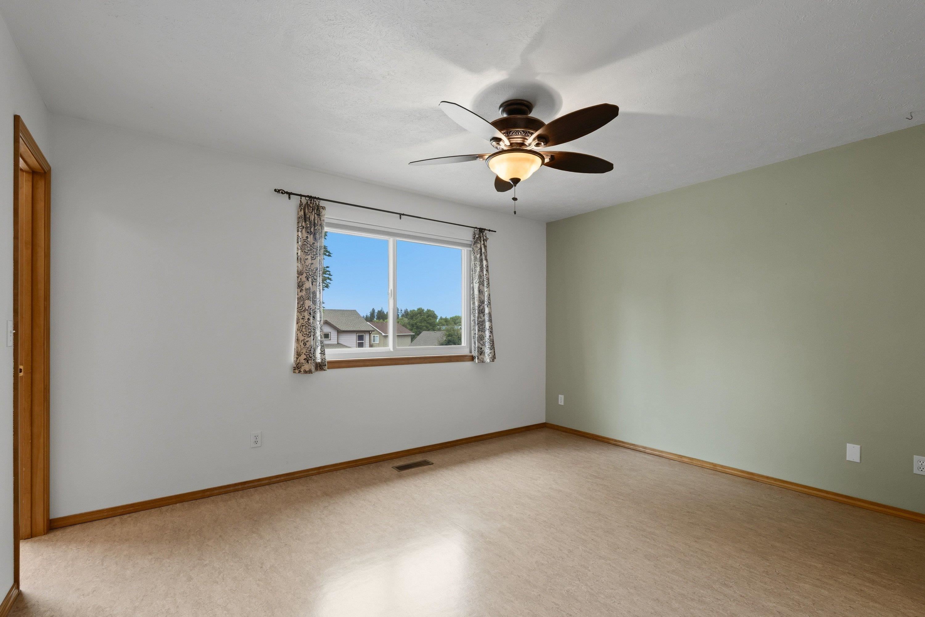 624 Golden Hills Dr - Photo 22