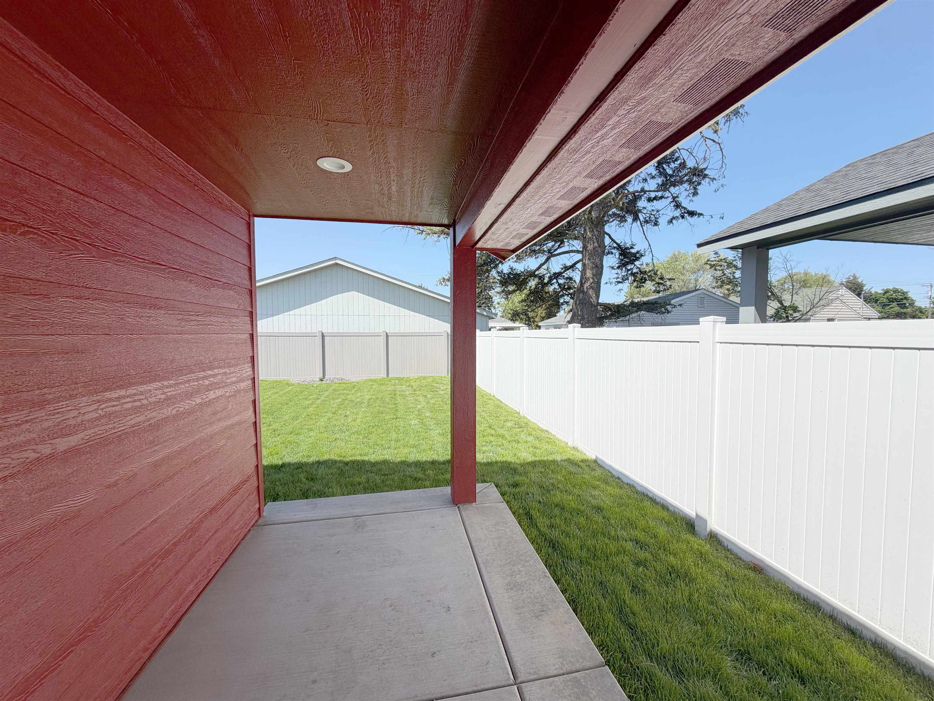 2109 N Sipple Rd - Photo 22