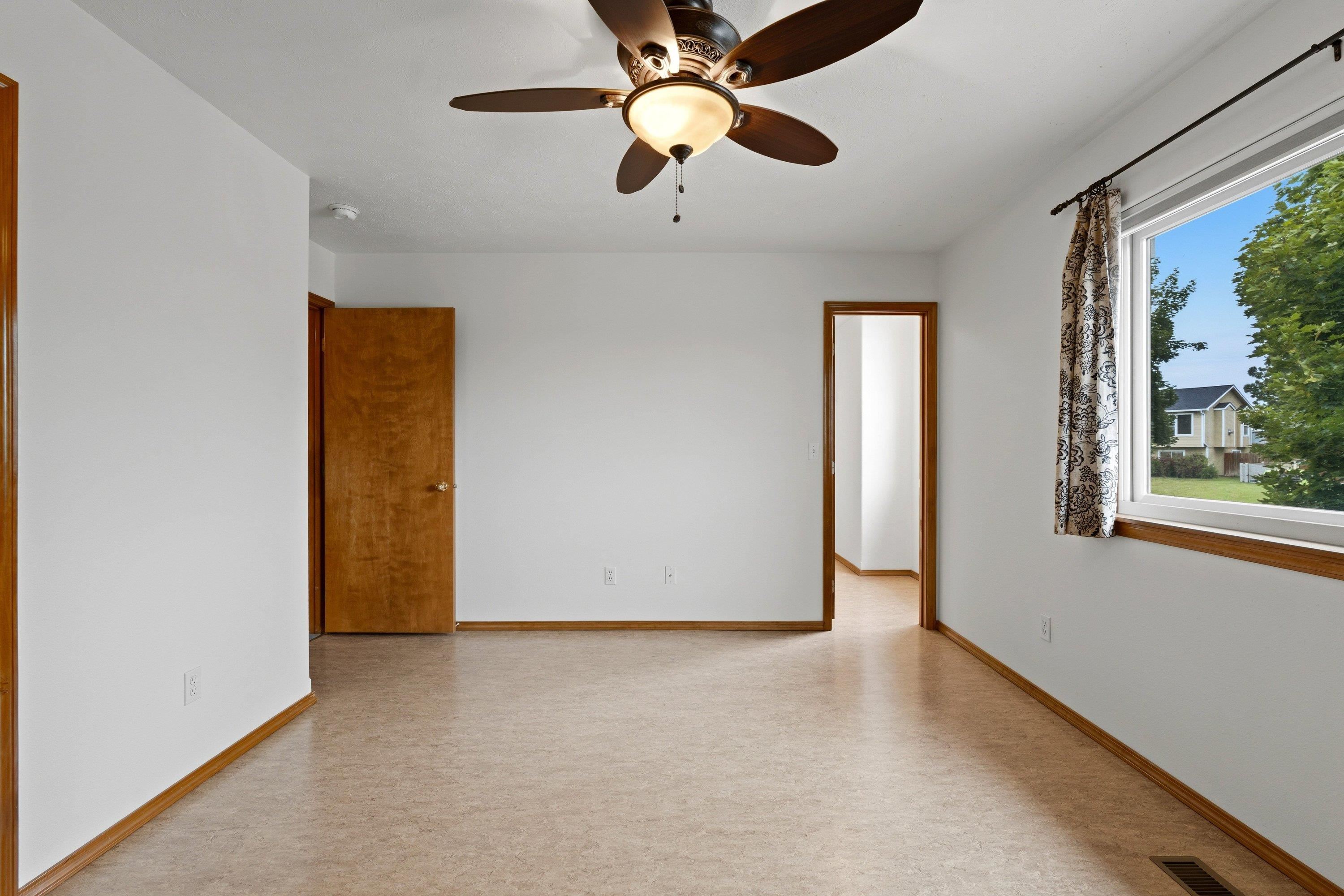 624 Golden Hills Dr - Photo 25