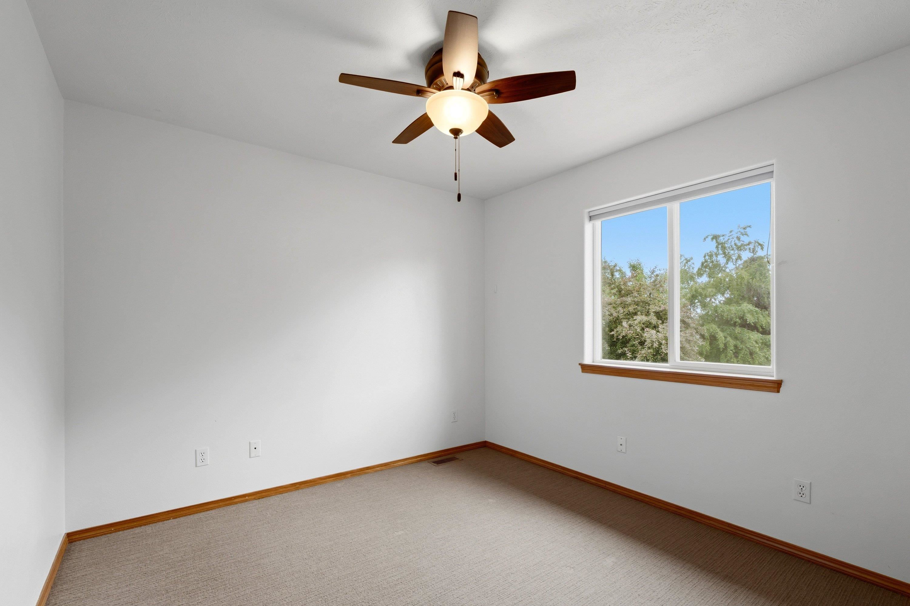 624 Golden Hills Dr - Photo 27