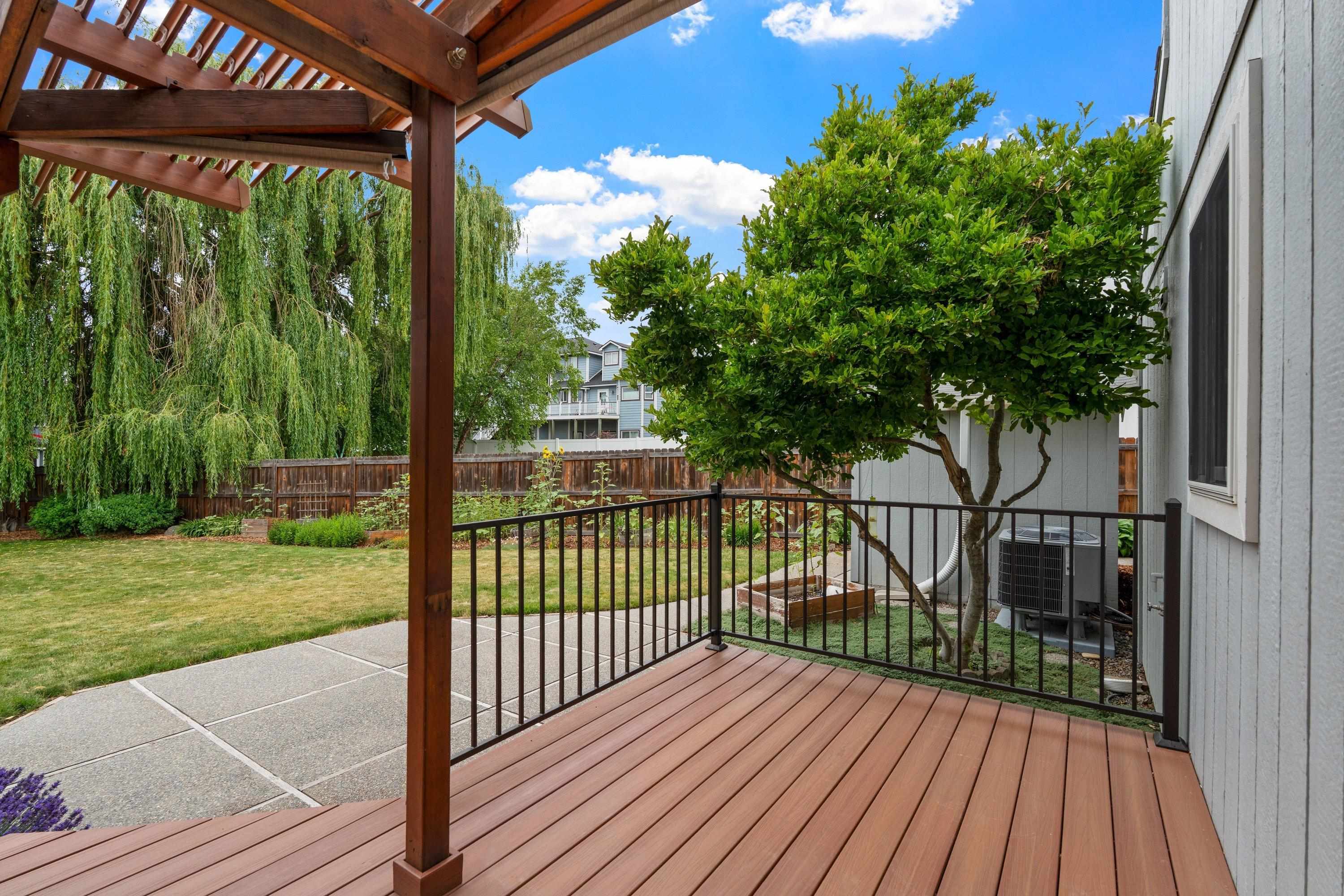 624 Golden Hills Dr - Photo 33