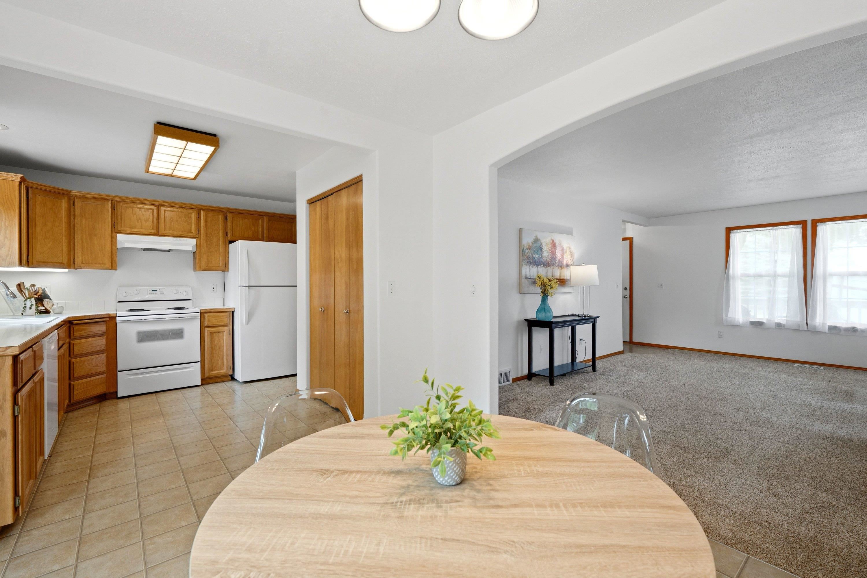 624 Golden Hills Dr - Photo 10