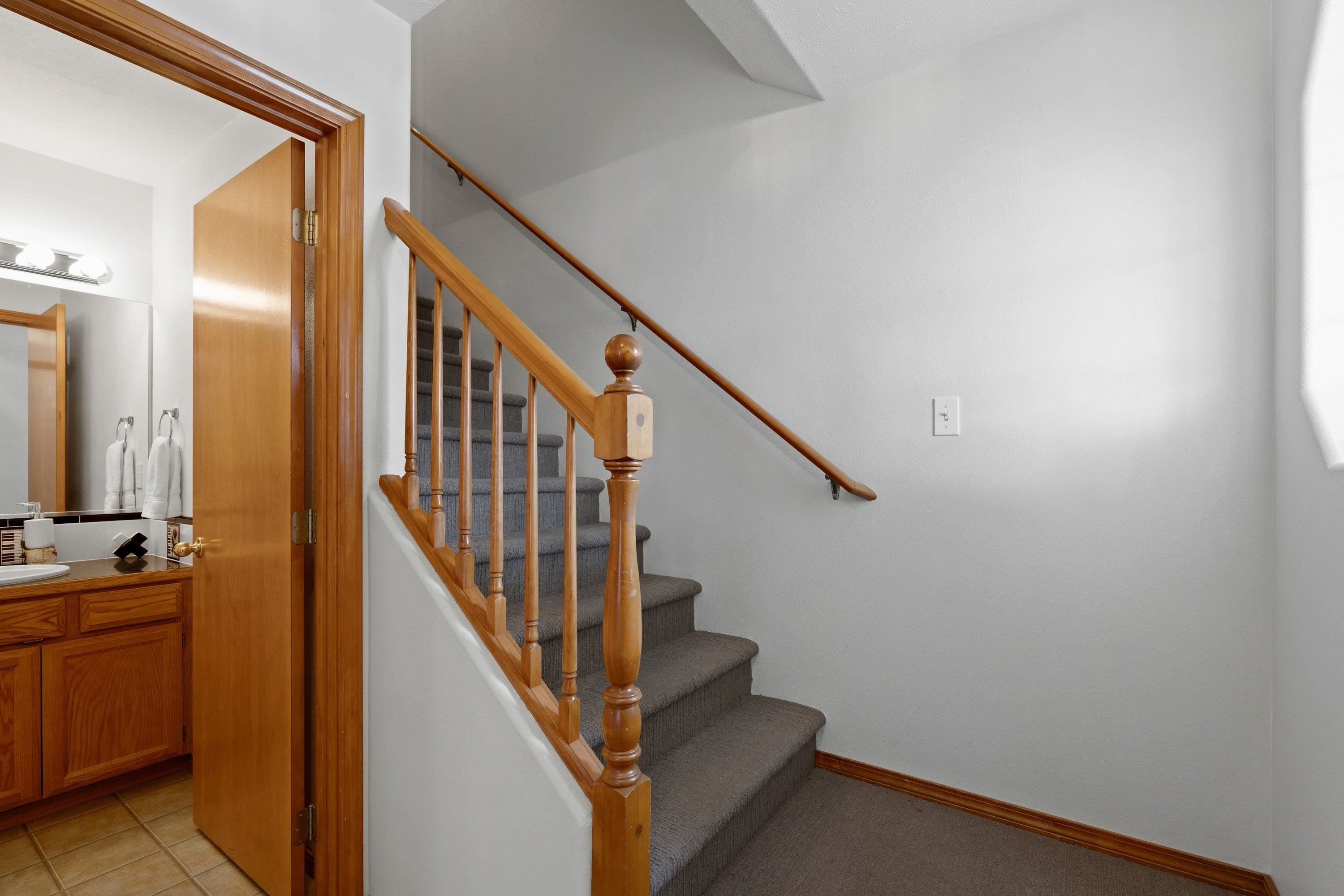 624 Golden Hills Dr - Photo 16