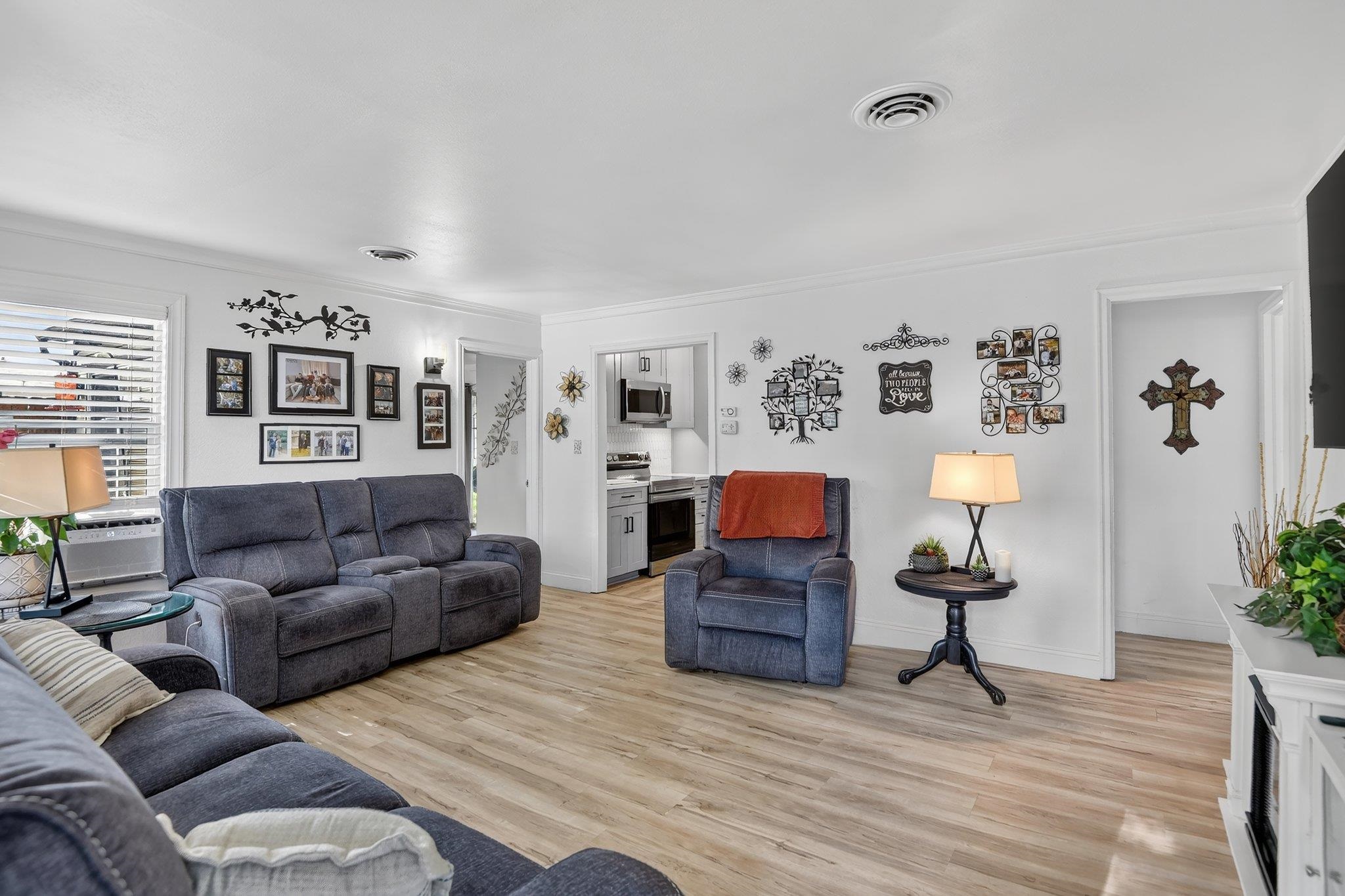 3302 N Vista Rd - Photo 10