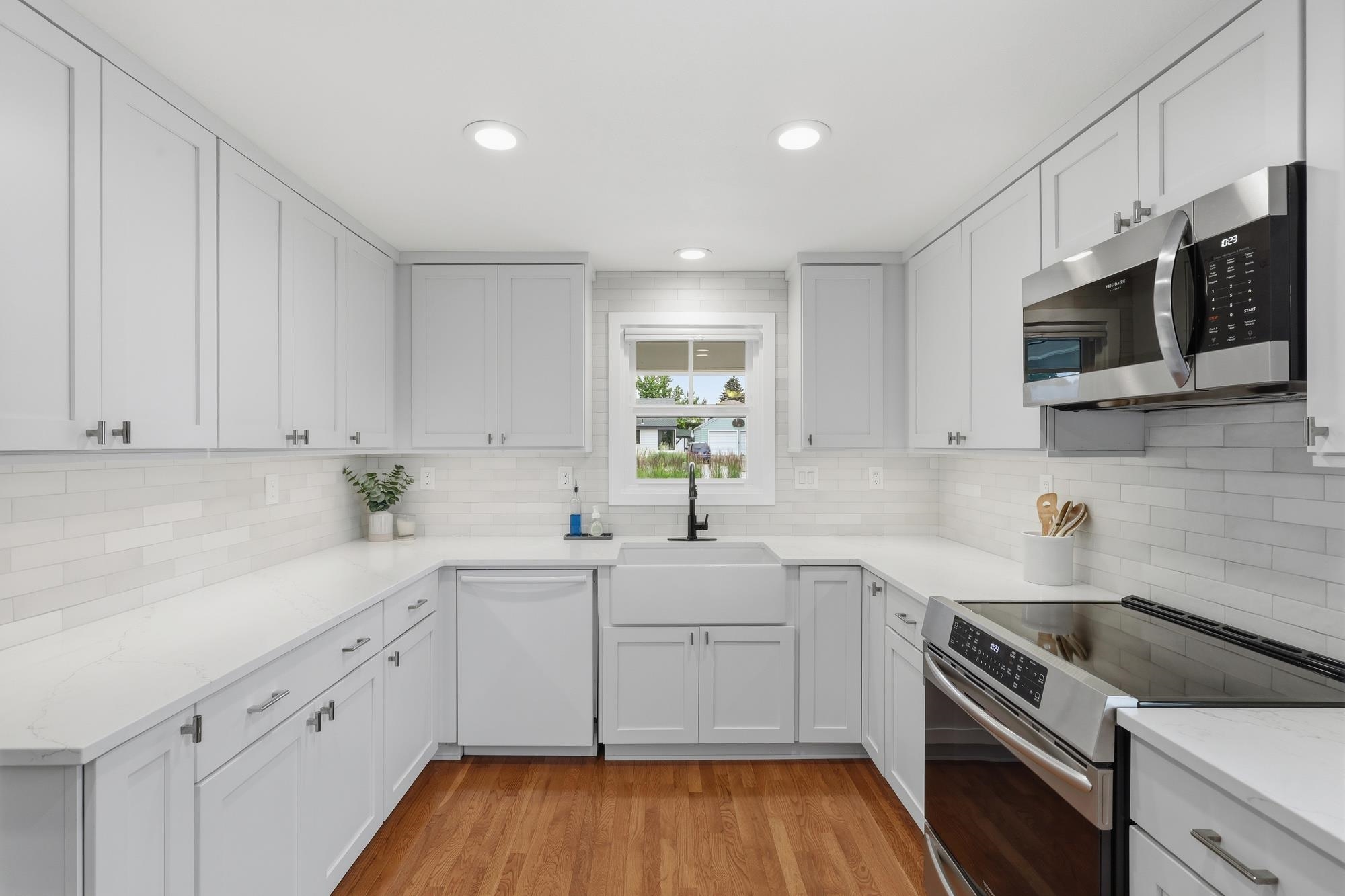 2715 W Rockwell Ave - Photo 9
