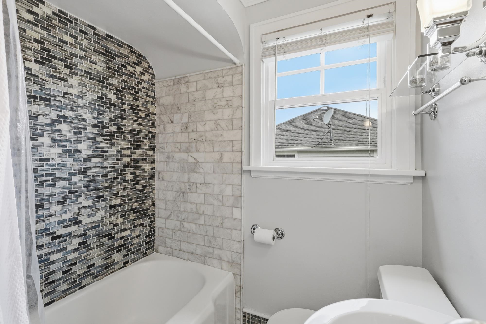 2715 W Rockwell Ave - Photo 17