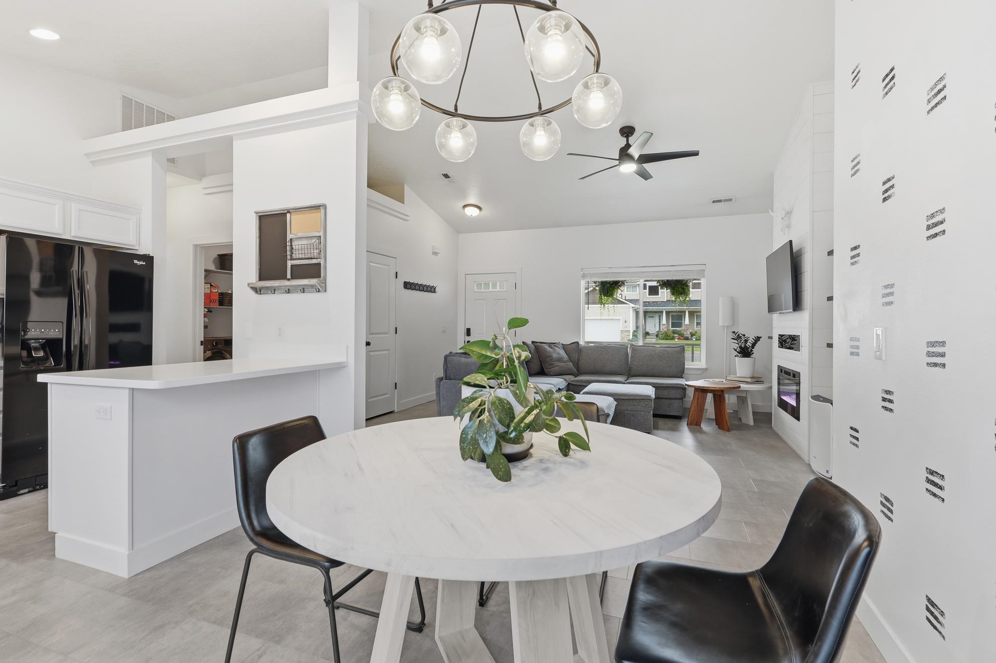 9030 W Campus Dr - Photo 10