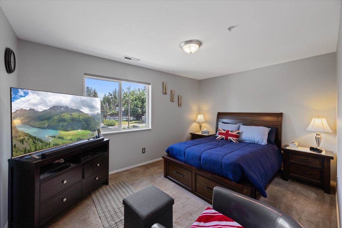 1530 E 7TH Ave - Photo 16