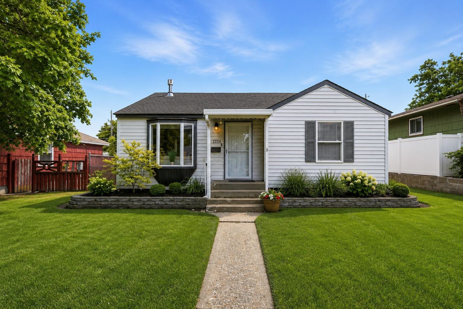 2224 W sanson Dr - Photo 1